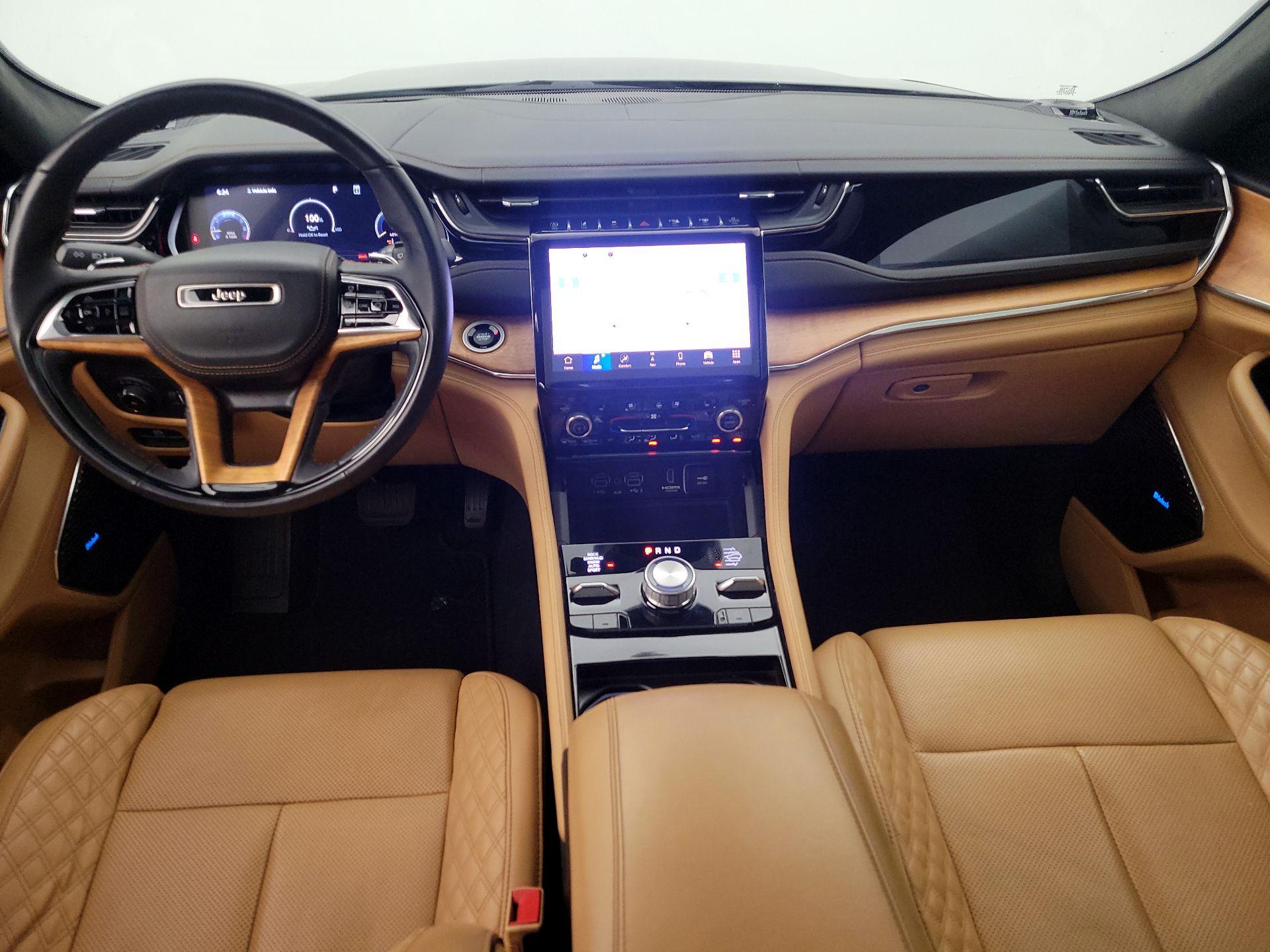 Thumbnail: 2023 Jeep Grand Cherokee - 9