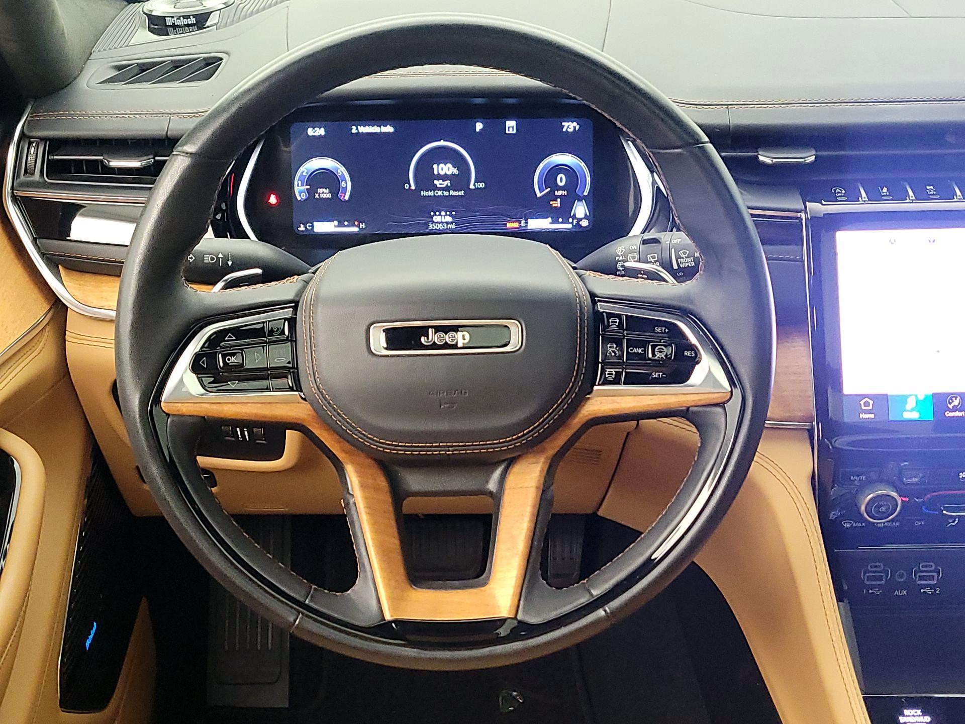 Thumbnail: 2023 Jeep Grand Cherokee - 10