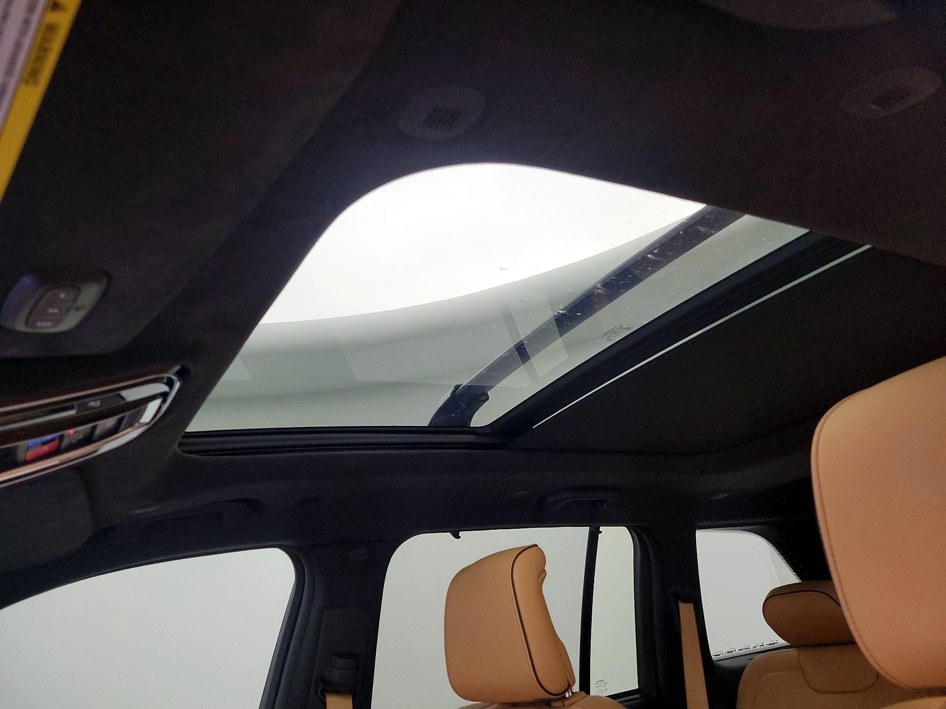 Thumbnail: 2023 Jeep Grand Cherokee - 20