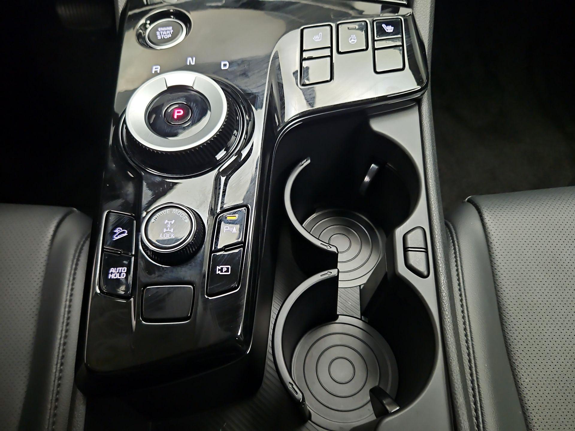 Thumbnail: 2023 Kia Sportage - 18