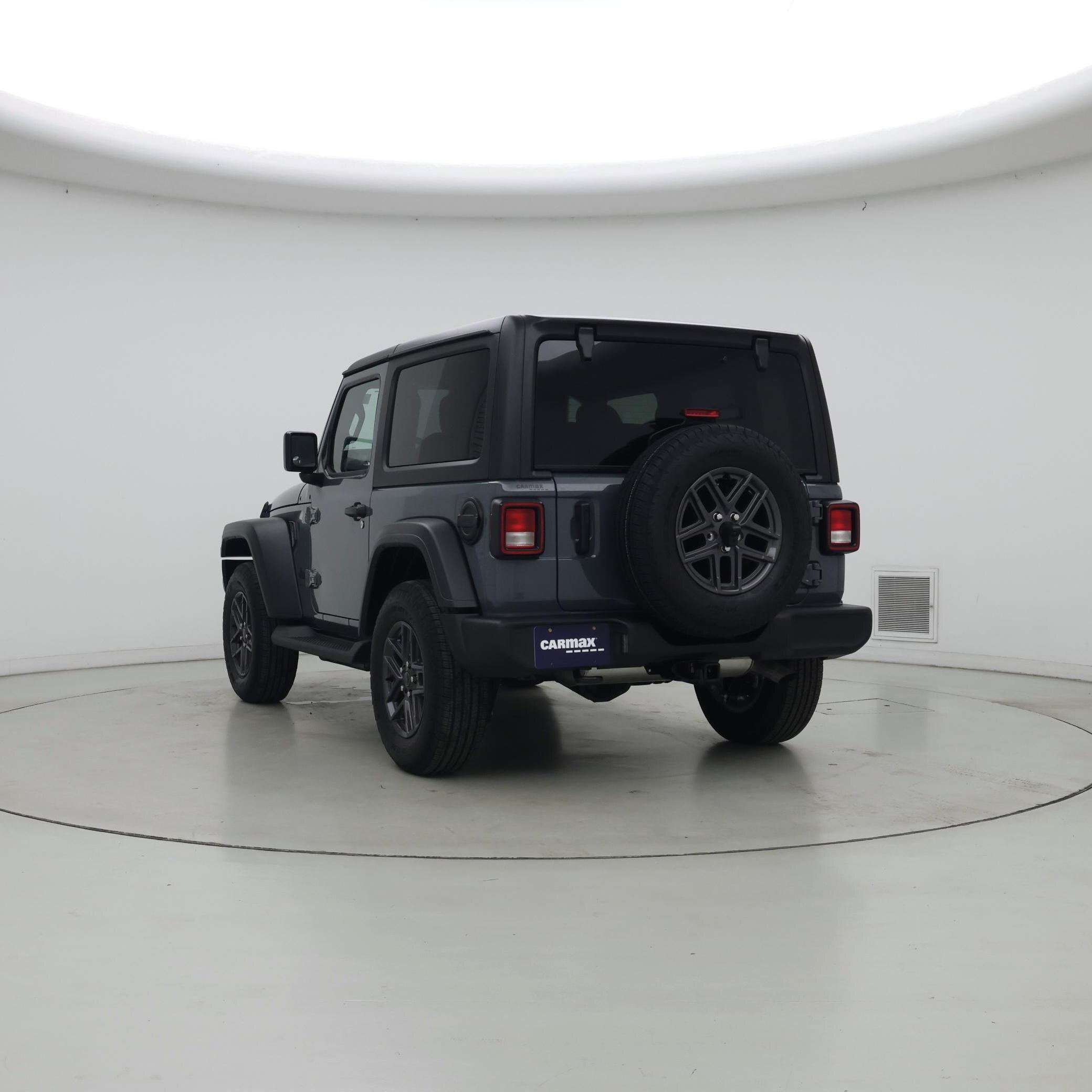 Thumbnail: 2026 Jeep Wrangler - 2