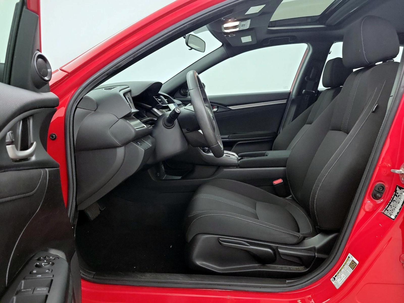 2018 Honda Civic Hatchback EX - Photo 12