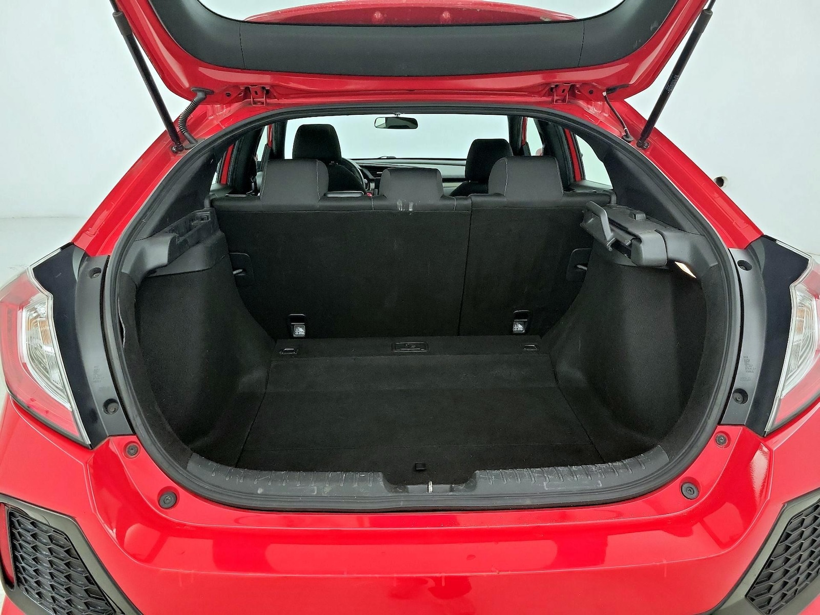 2018 Honda Civic Hatchback EX - Photo 22