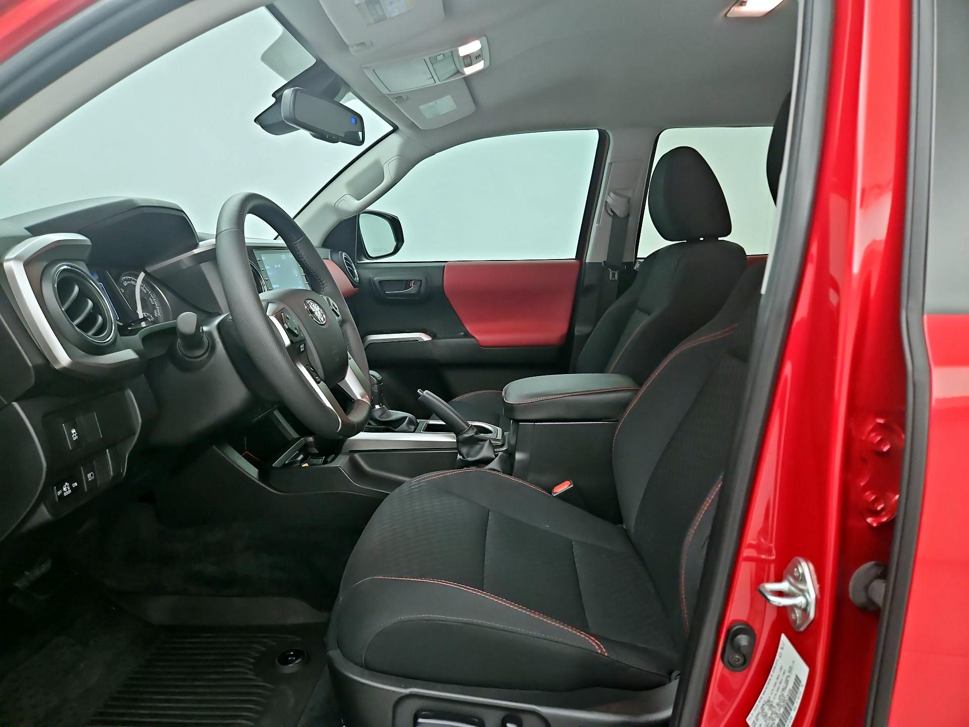 Thumbnail: 2023 Toyota Tacoma - 11
