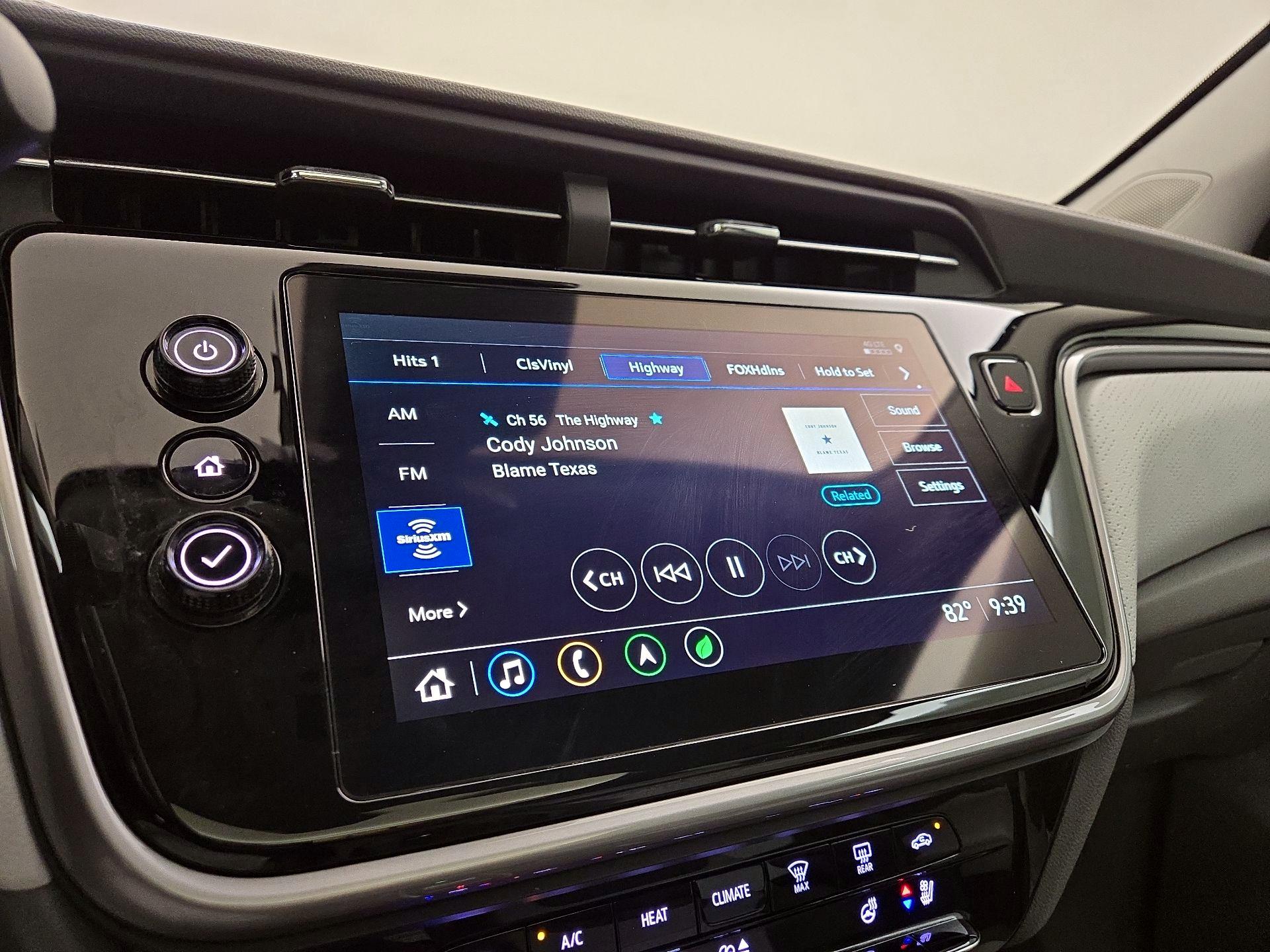 Thumbnail: 2022 Chevrolet Bolt EUV - 16