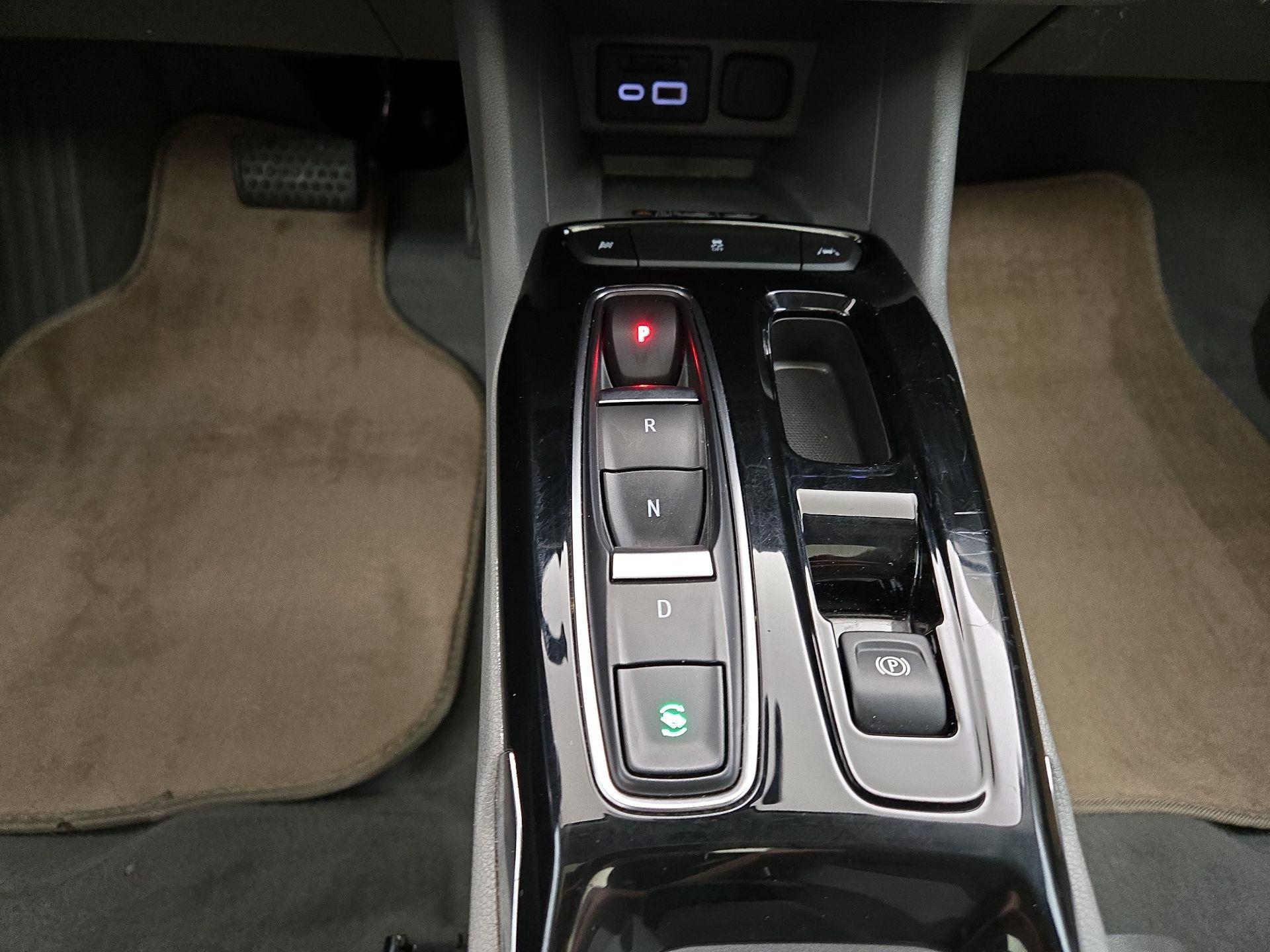 Thumbnail: 2022 Chevrolet Bolt EUV - 18