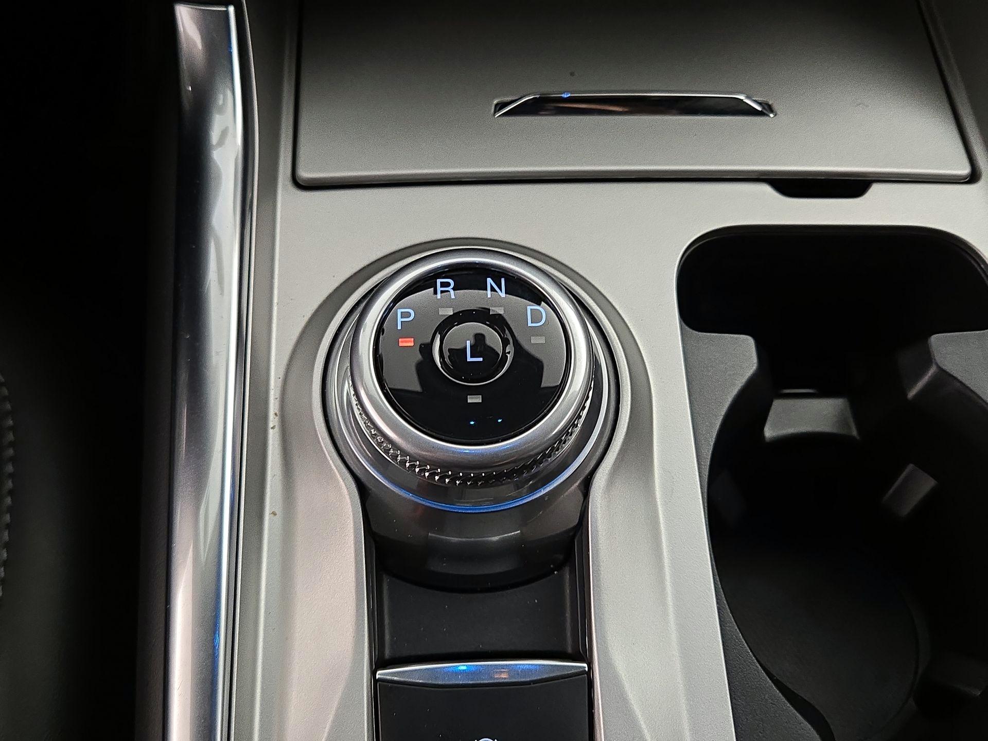 Thumbnail: 2023 Ford Explorer - 18