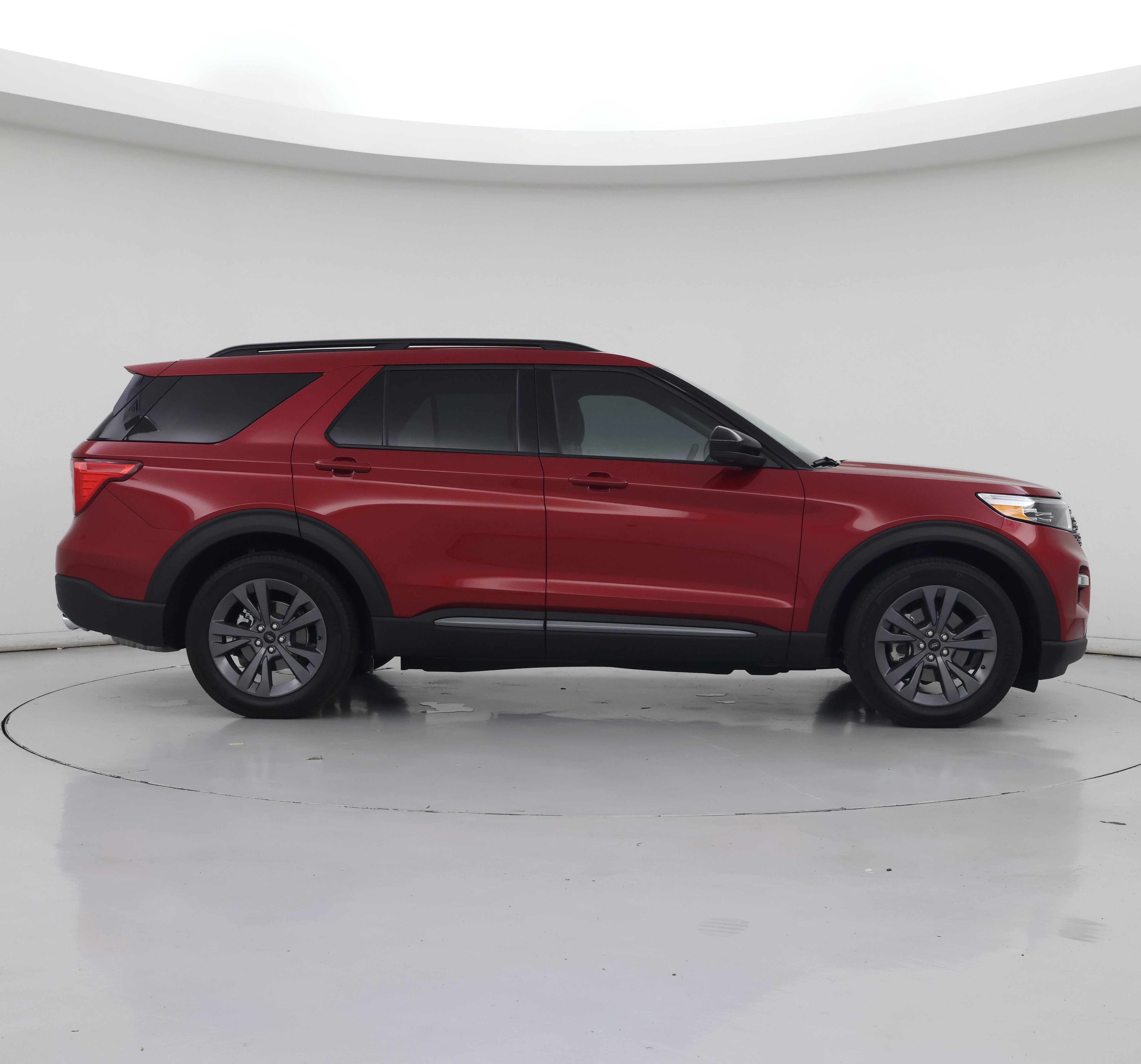 Thumbnail: 2023 Ford Explorer - 7