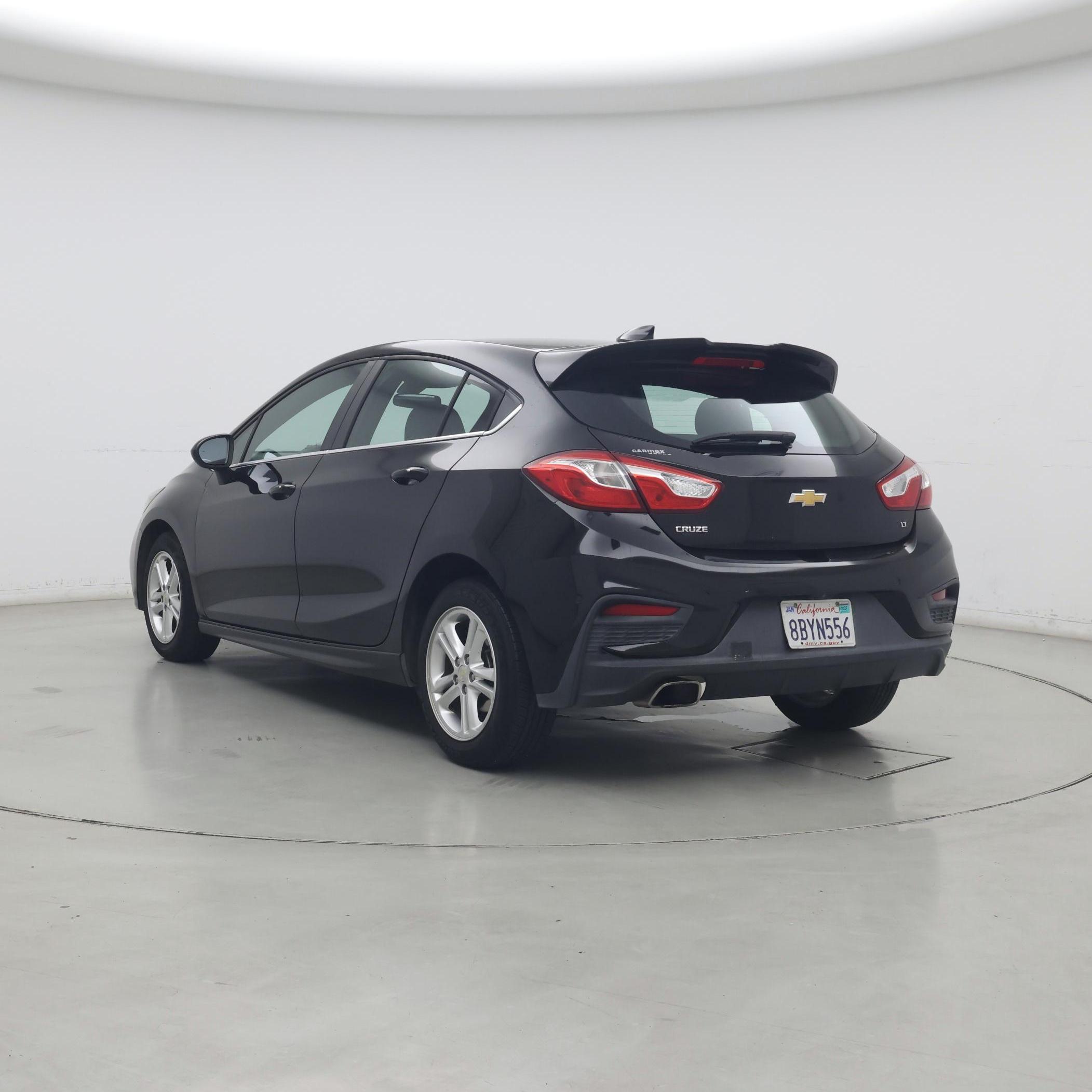 Thumbnail: 2018 Chevrolet Cruze - 2