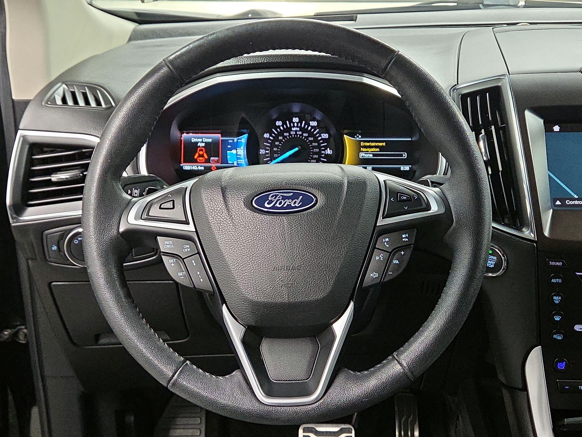 Thumbnail: 2018 Ford Edge - 10