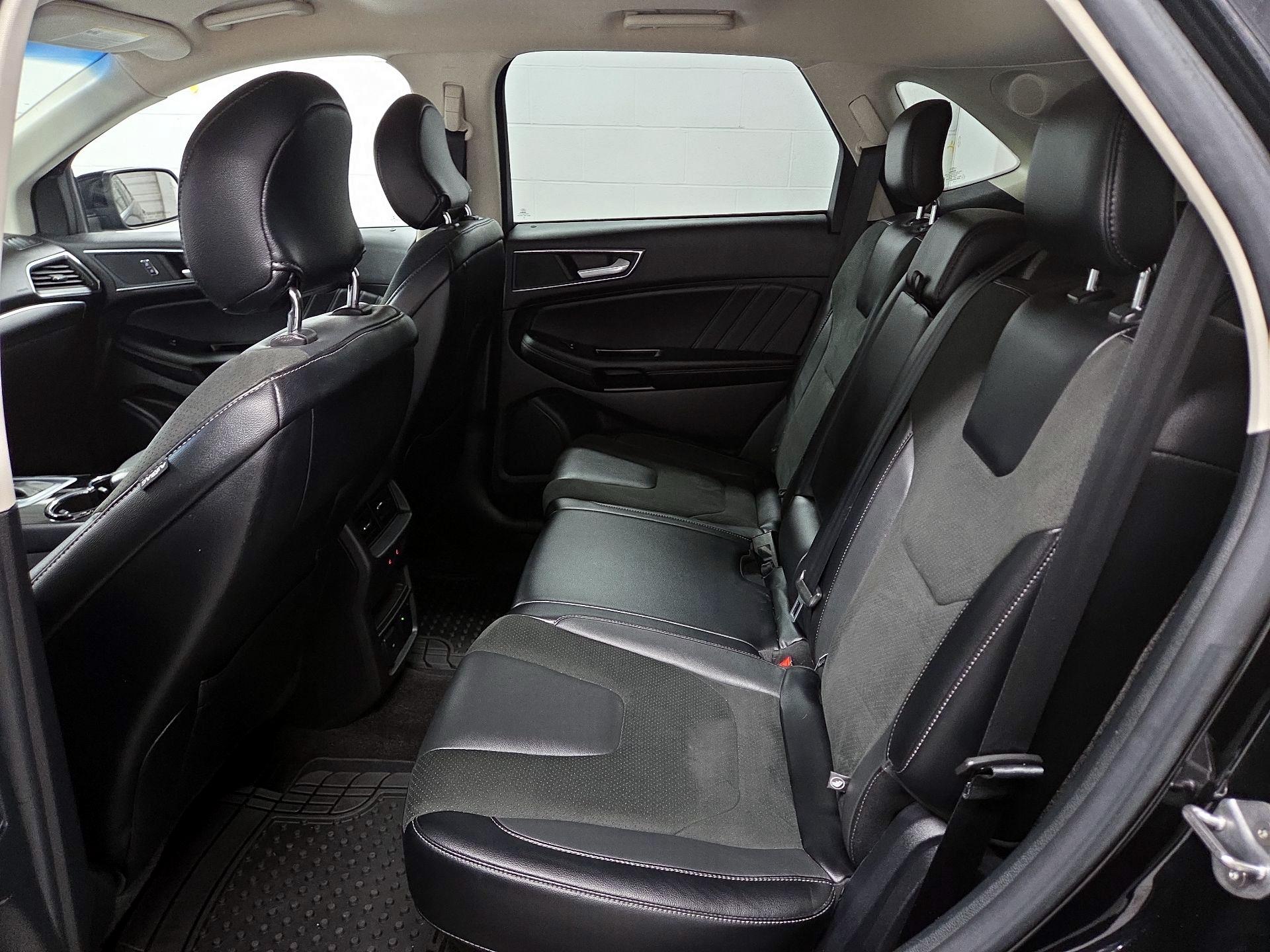 Thumbnail: 2018 Ford Edge - 20