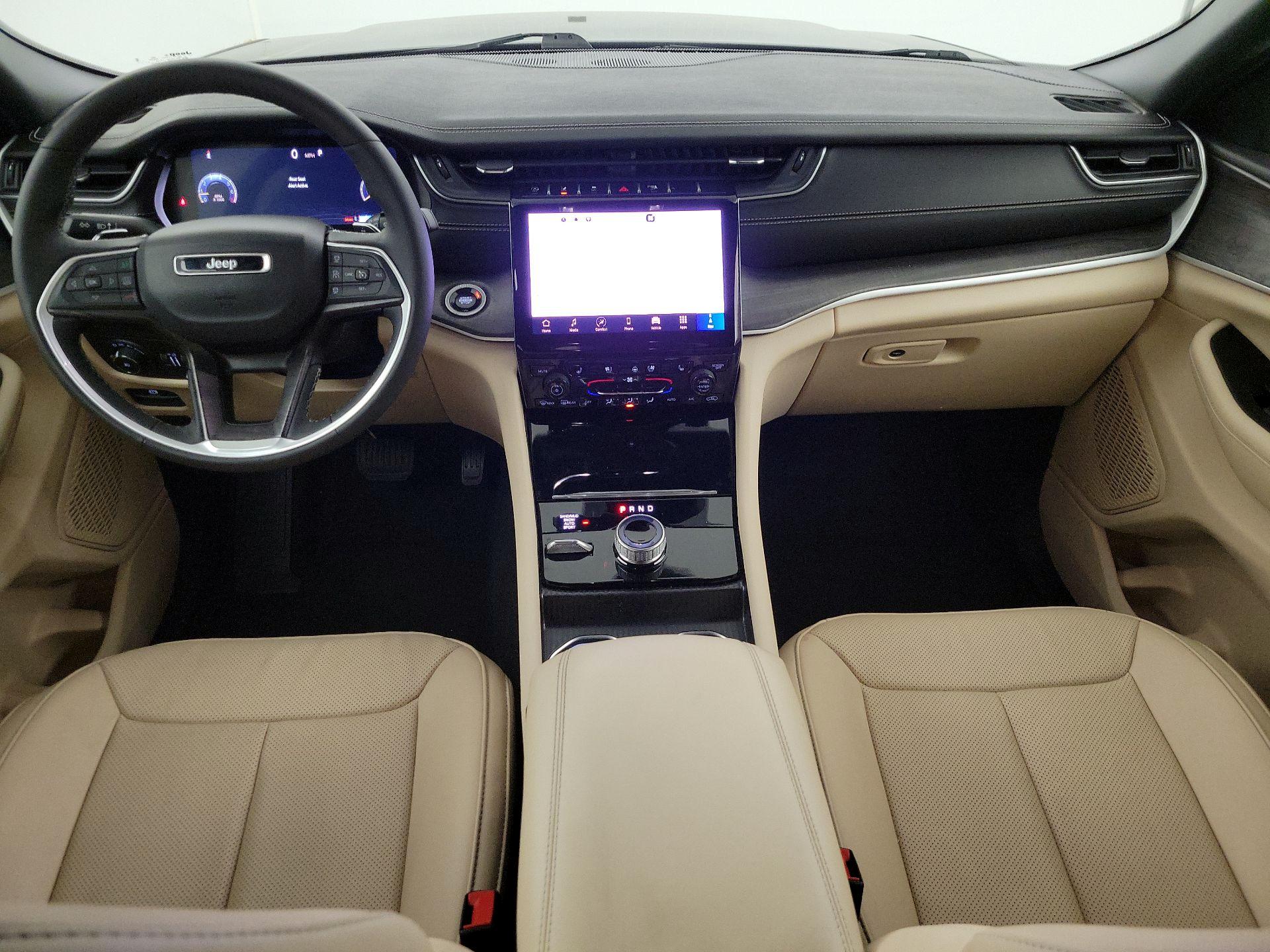 Thumbnail: 2025 Jeep Grand Cherokee - 9