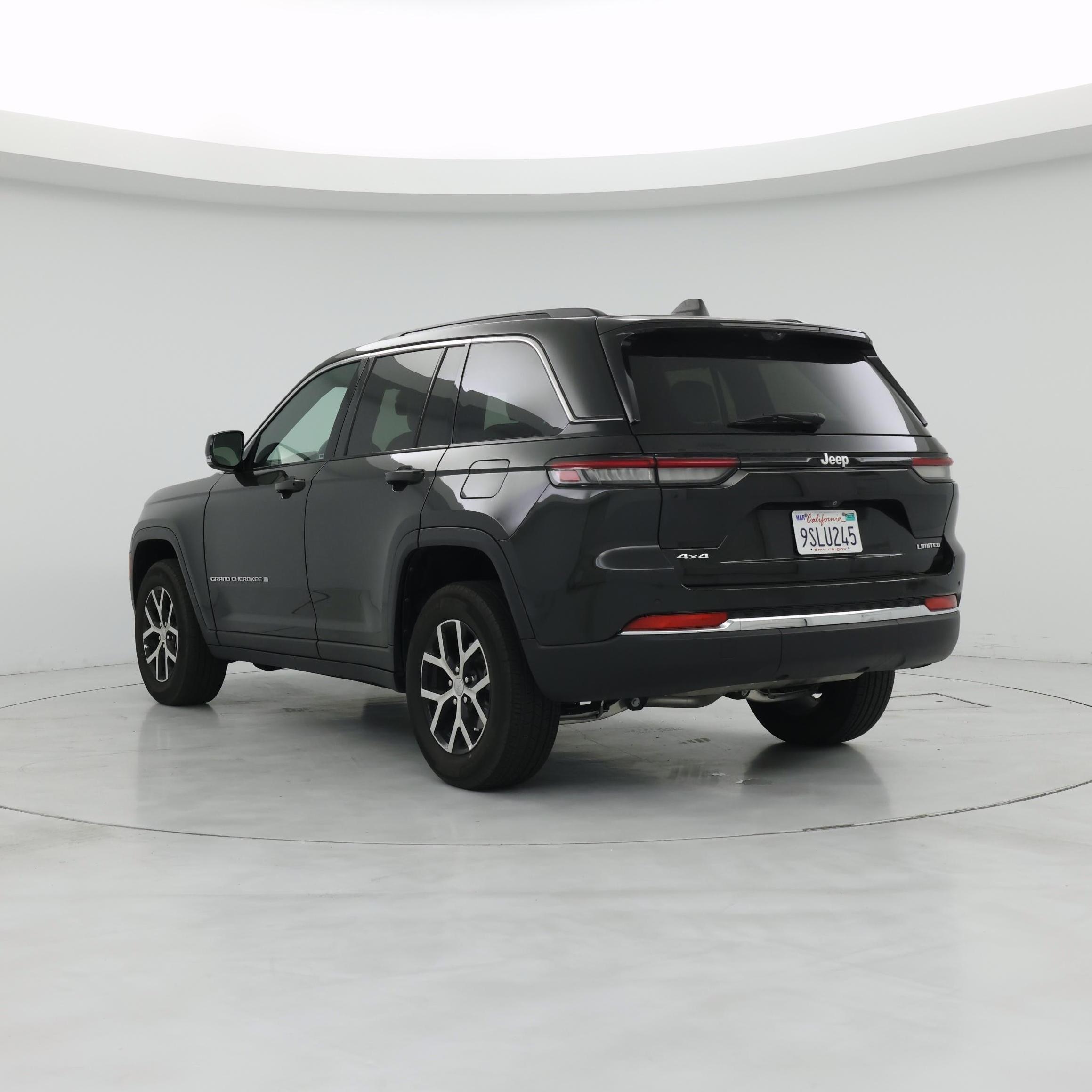 Thumbnail: 2025 Jeep Grand Cherokee - 2