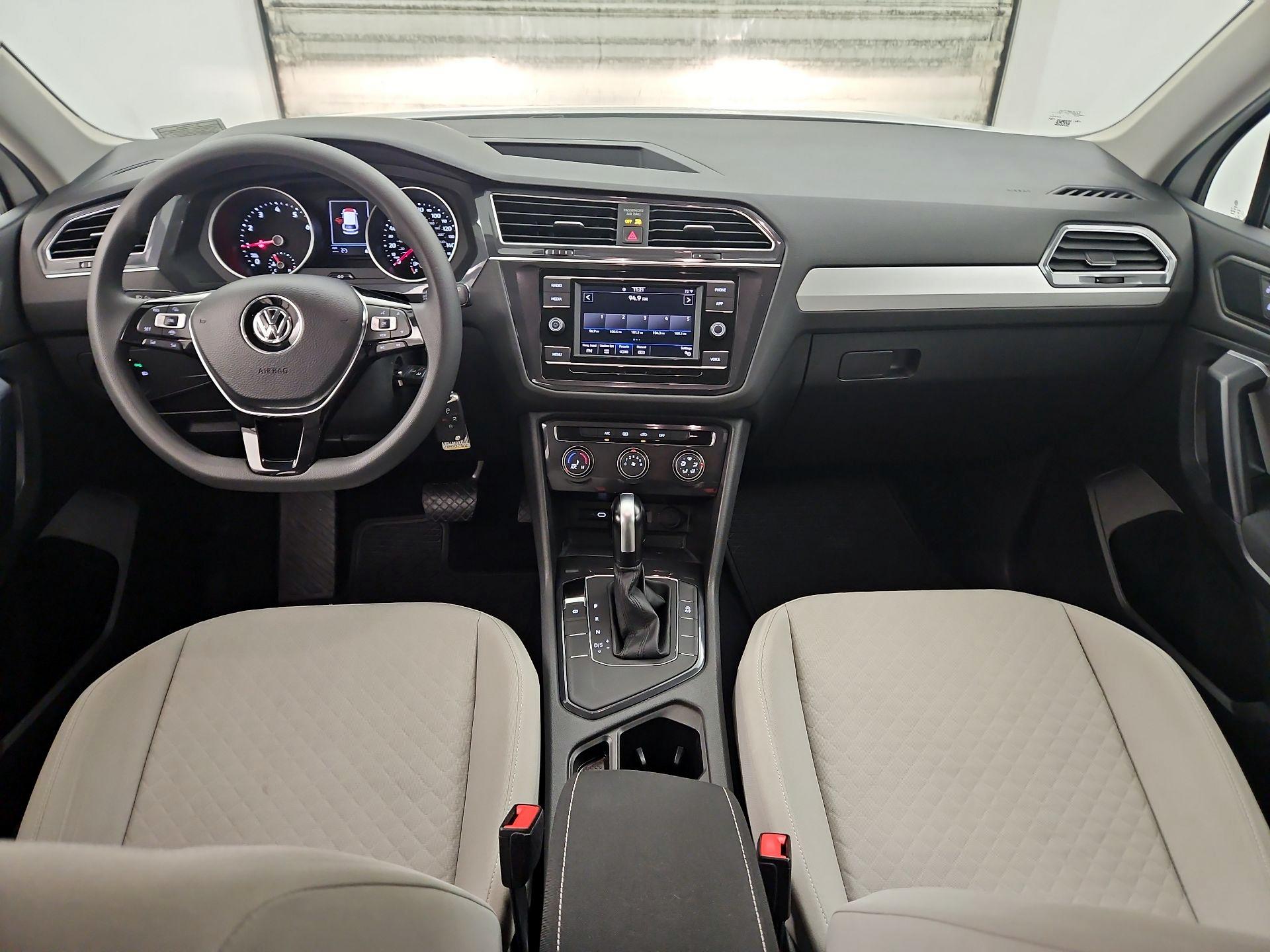 Thumbnail: 2021 Volkswagen Tiguan - 9