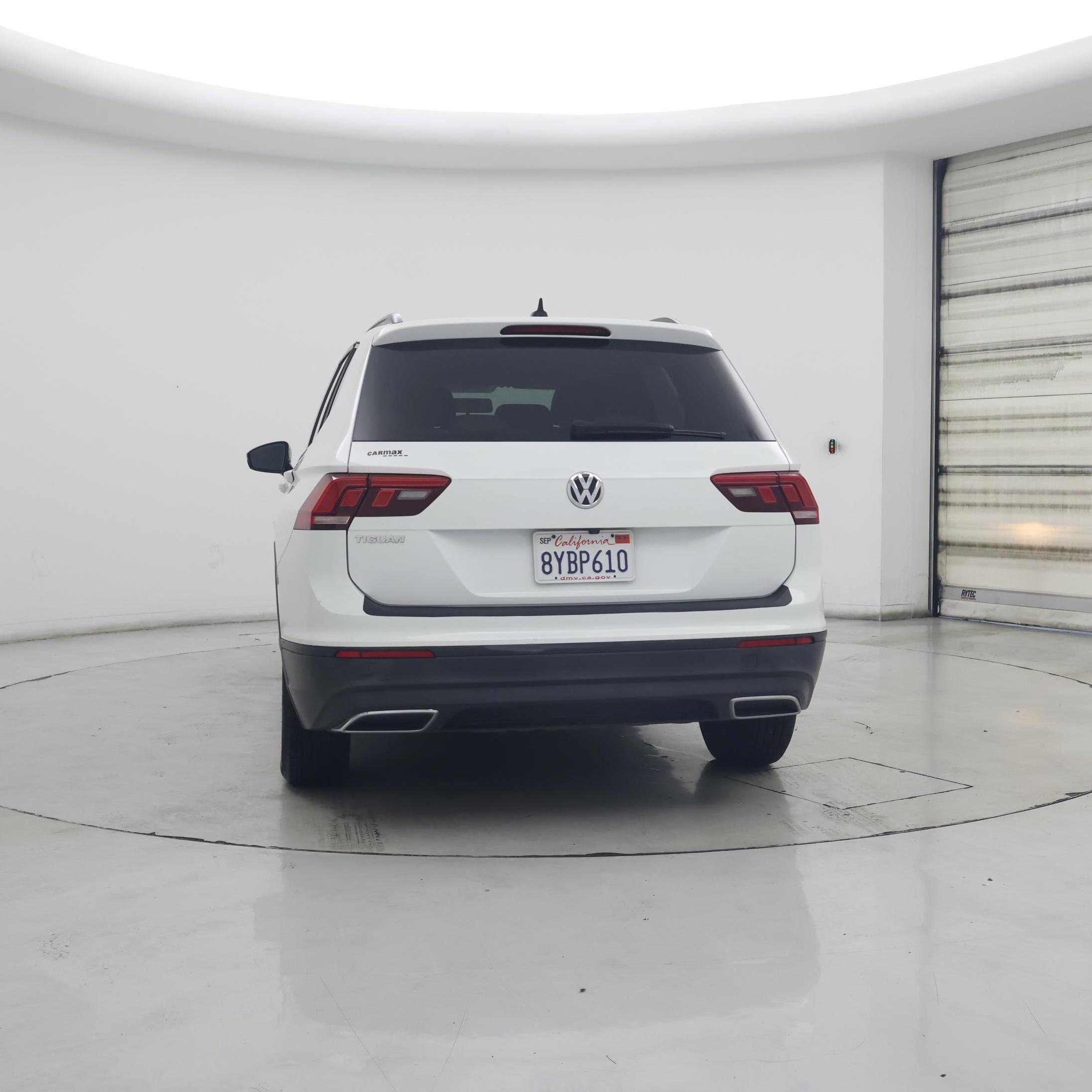 Thumbnail: 2021 Volkswagen Tiguan - 6