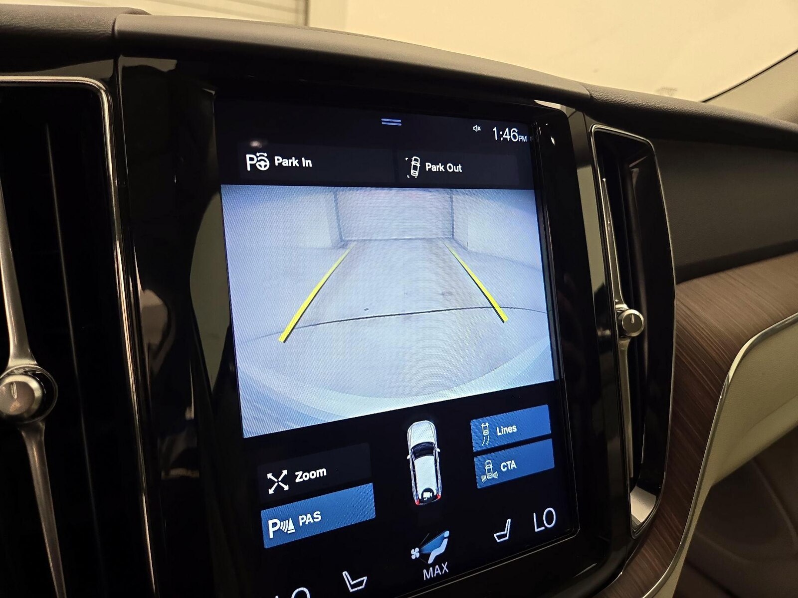 2019 Volvo XC60 T5 Momentum, photo 14