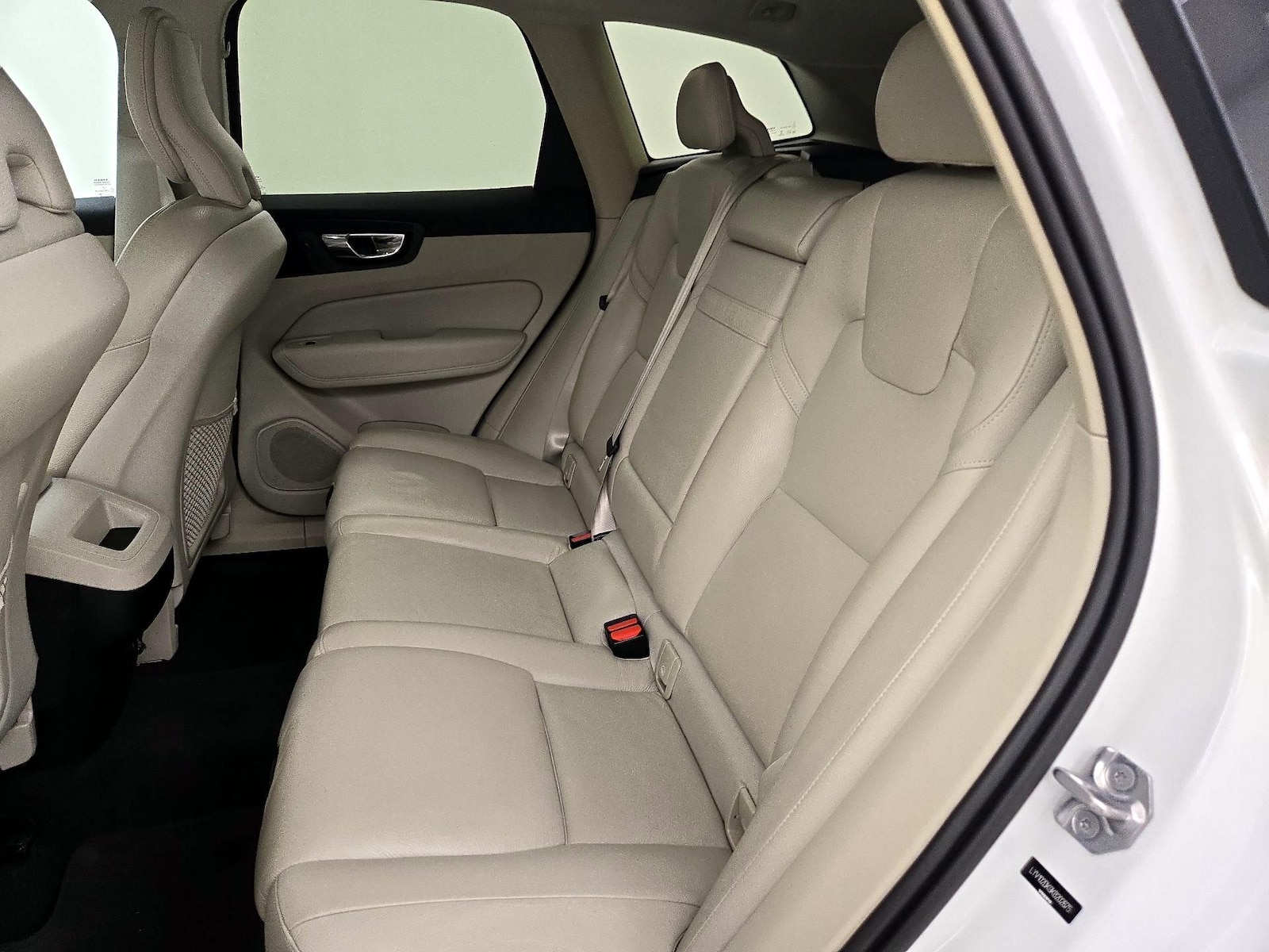 2019 Volvo XC60 T5 Momentum, photo 18
