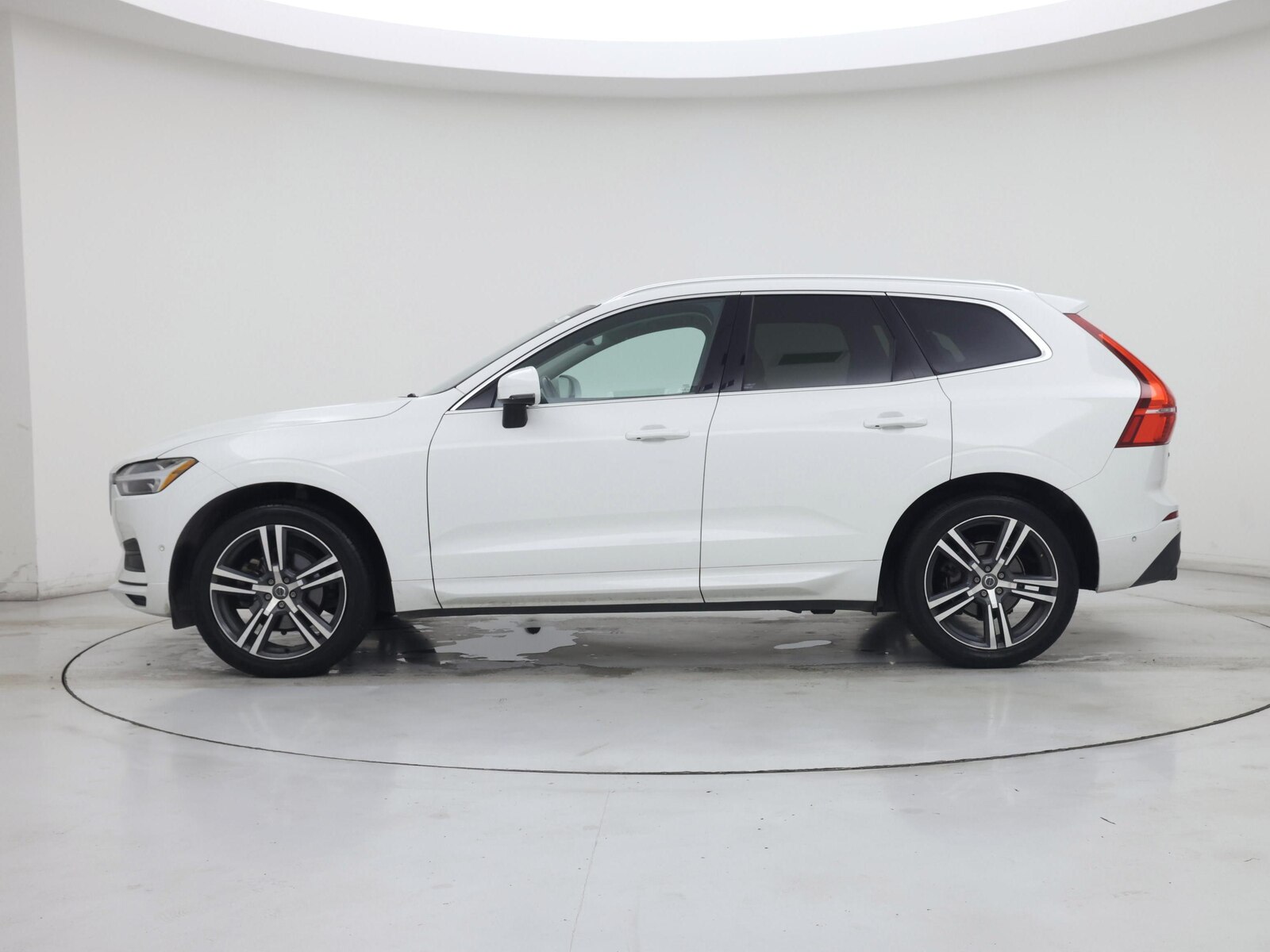2019 Volvo XC60 T5 Momentum, photo 4