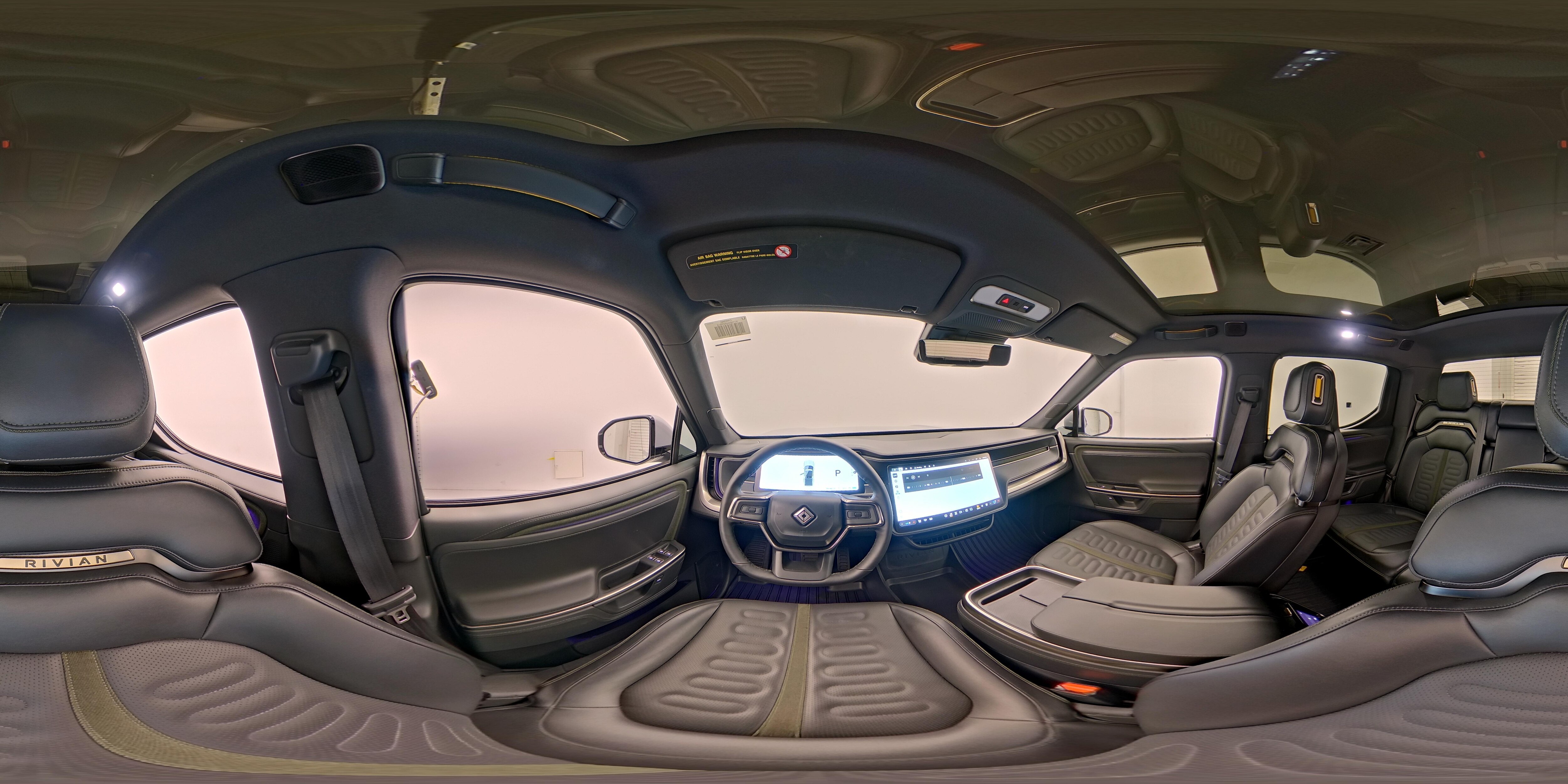 2025 Rivian R1T Adventure - Photo 26