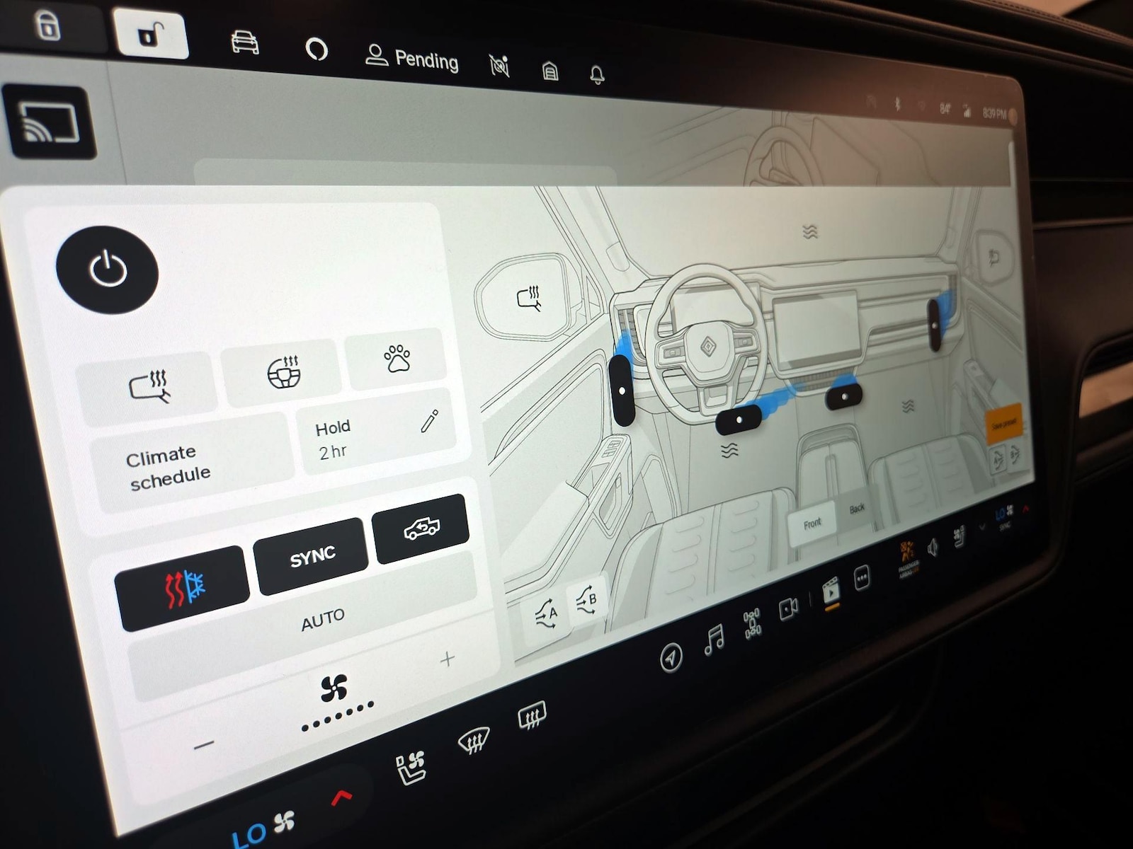 2025 Rivian R1T Adventure - Photo 16