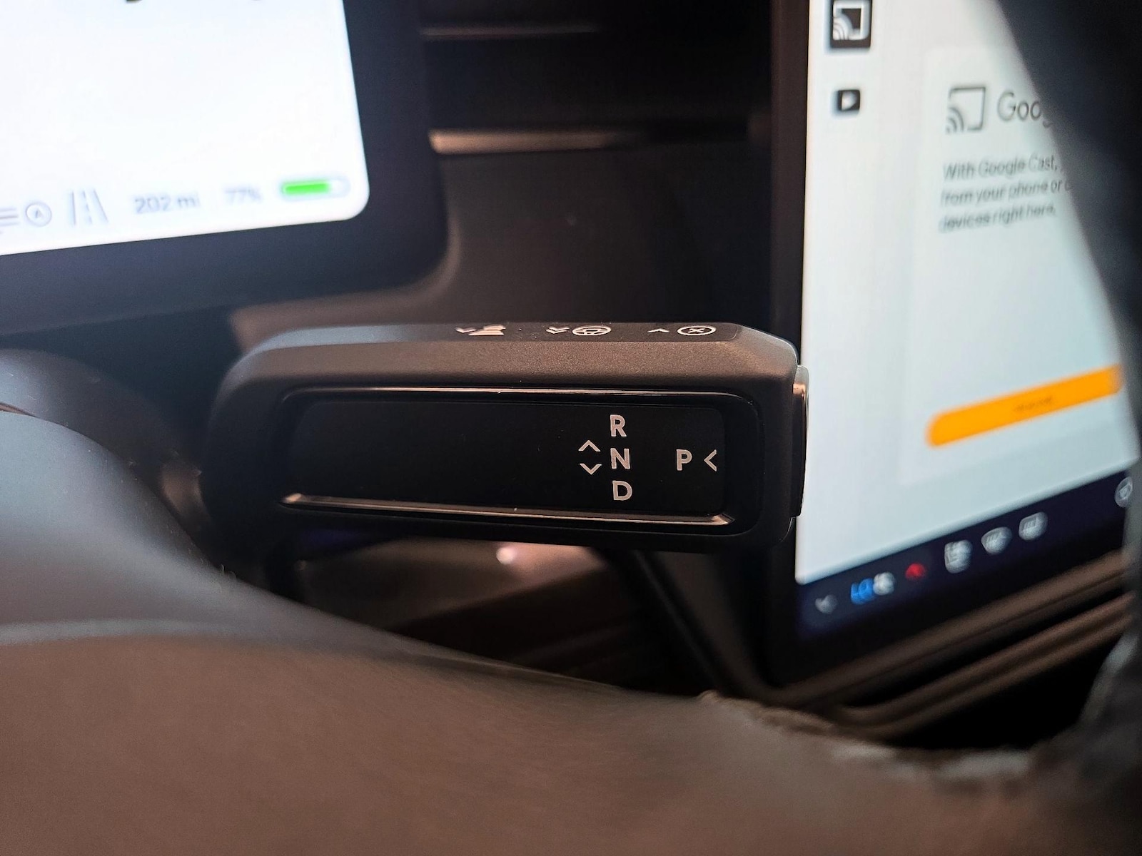 2025 Rivian R1T Adventure - Photo 17