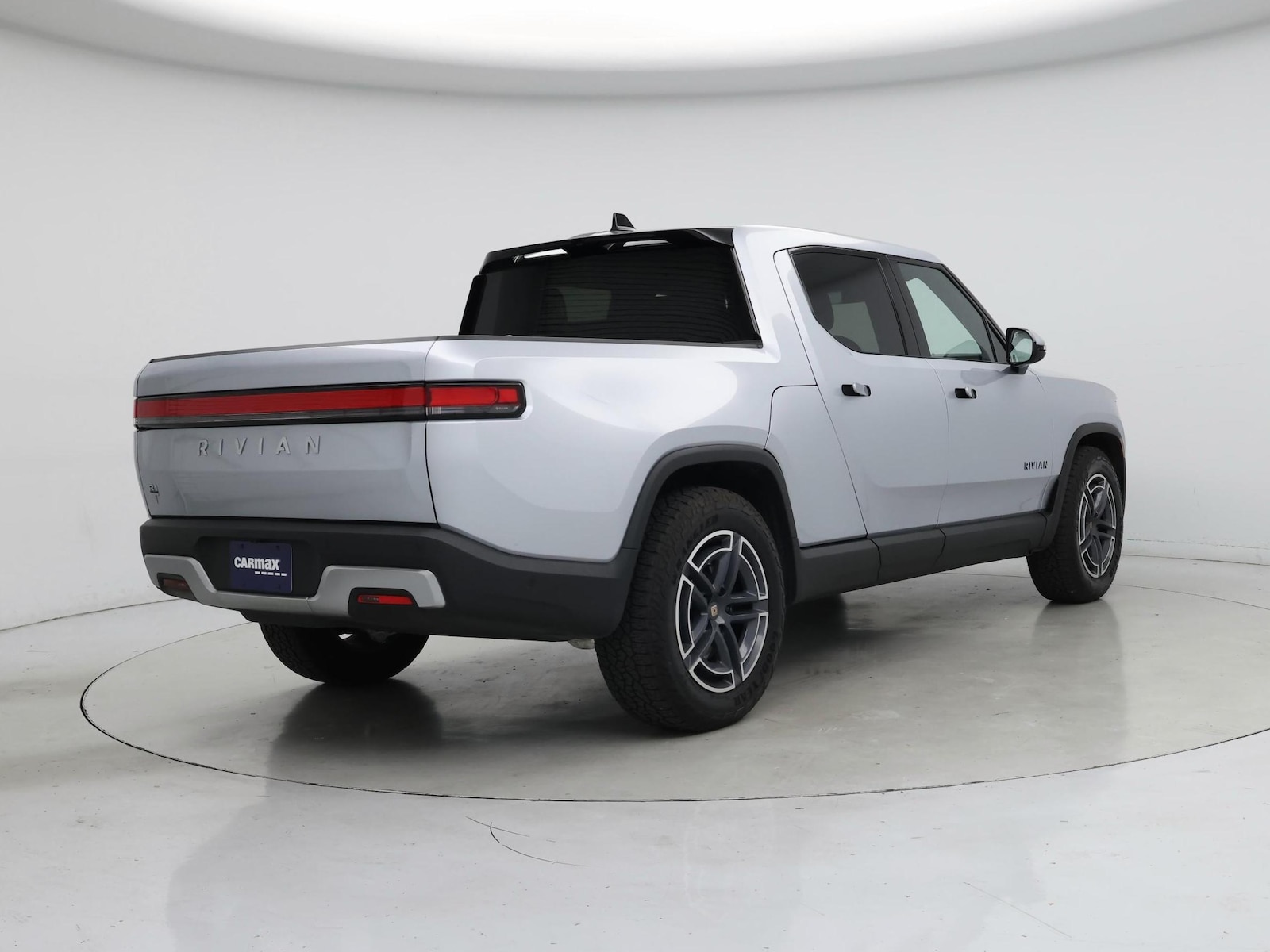 2025 Rivian R1T Adventure - Photo 9