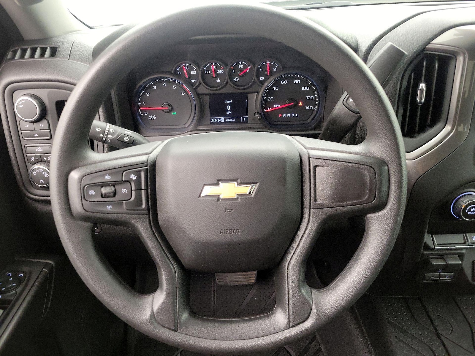 2026 Chevrolet Silverado 2500HD Custom - Photo 11
