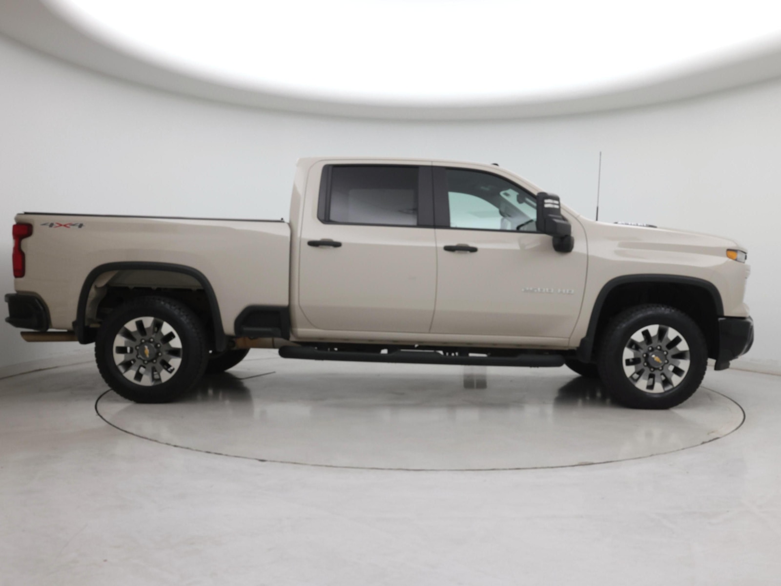 2026 Chevrolet Silverado 2500HD Custom - Photo 8