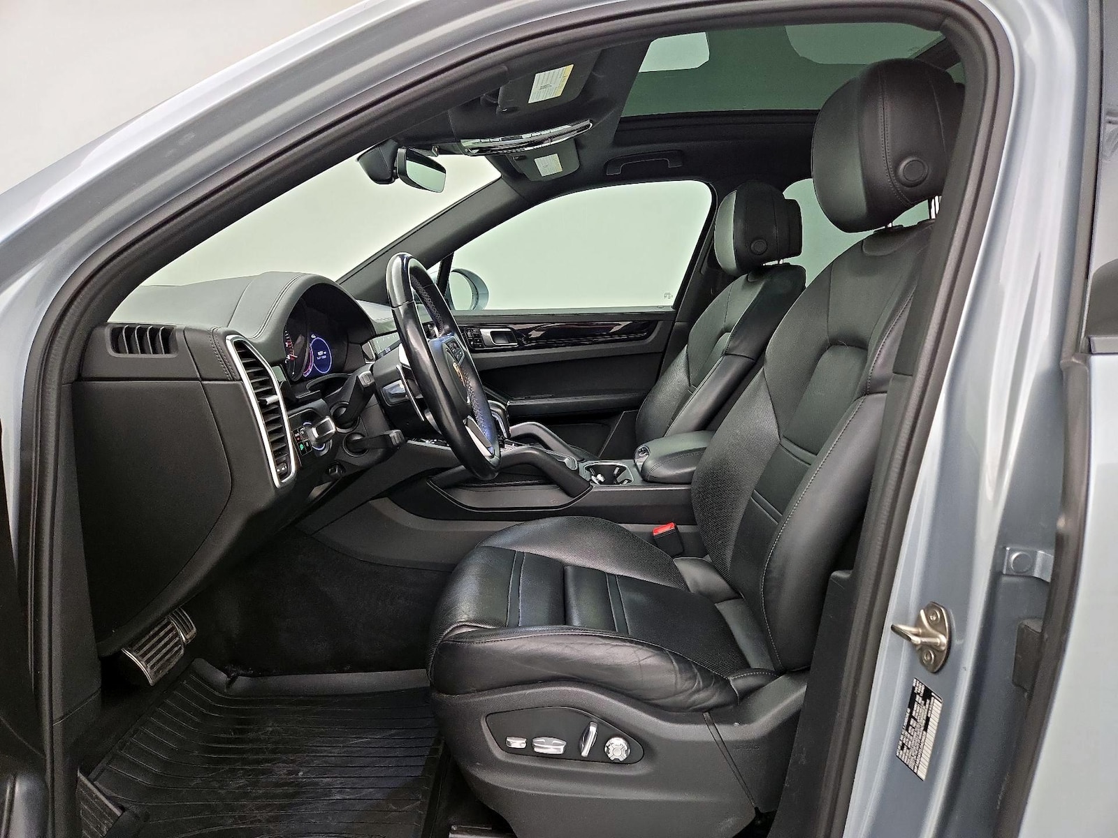 2020 Porsche Cayenne S - Photo 12