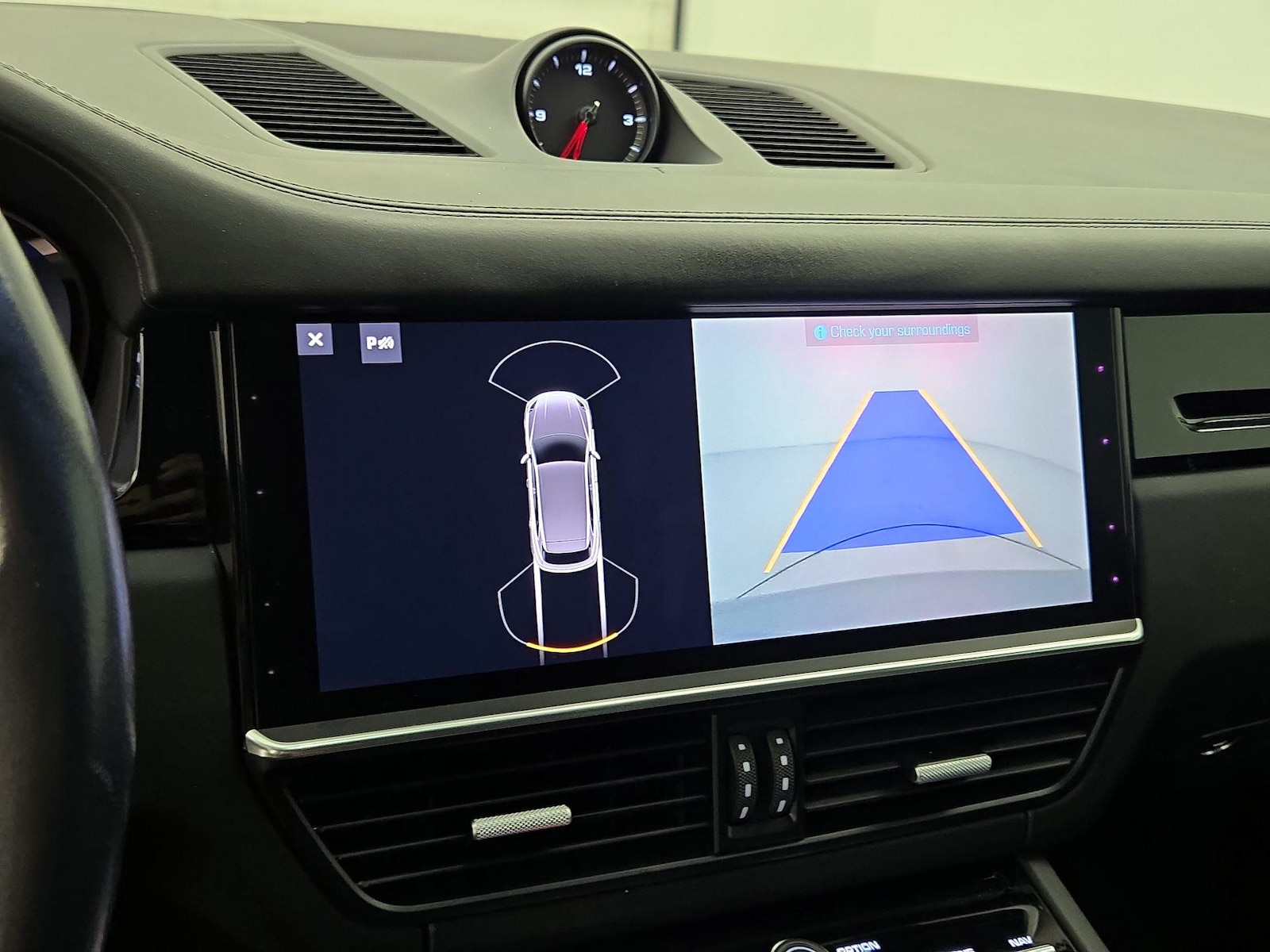 2020 Porsche Cayenne S - Photo 16
