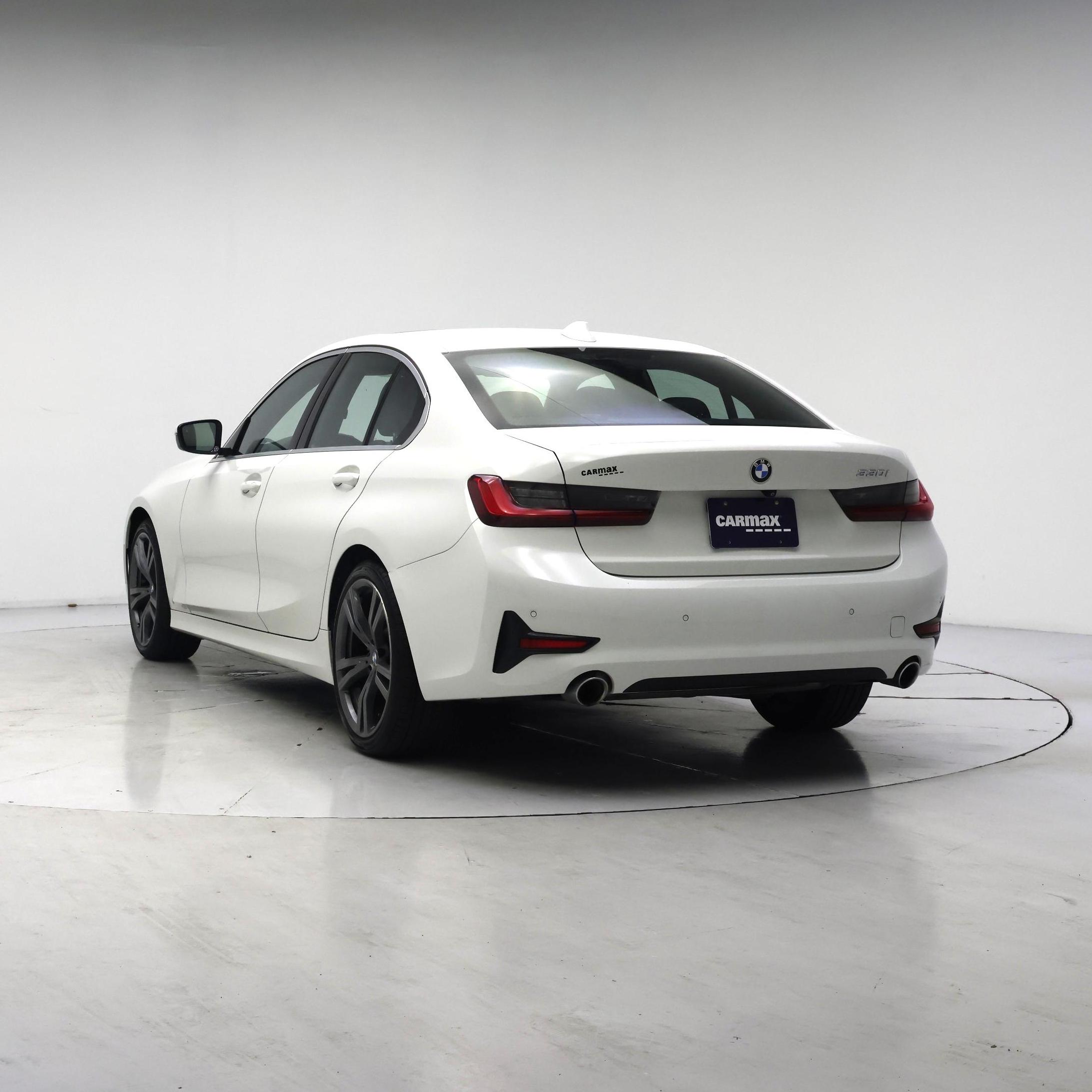 Thumbnail: 2019 BMW 3 Series - 2