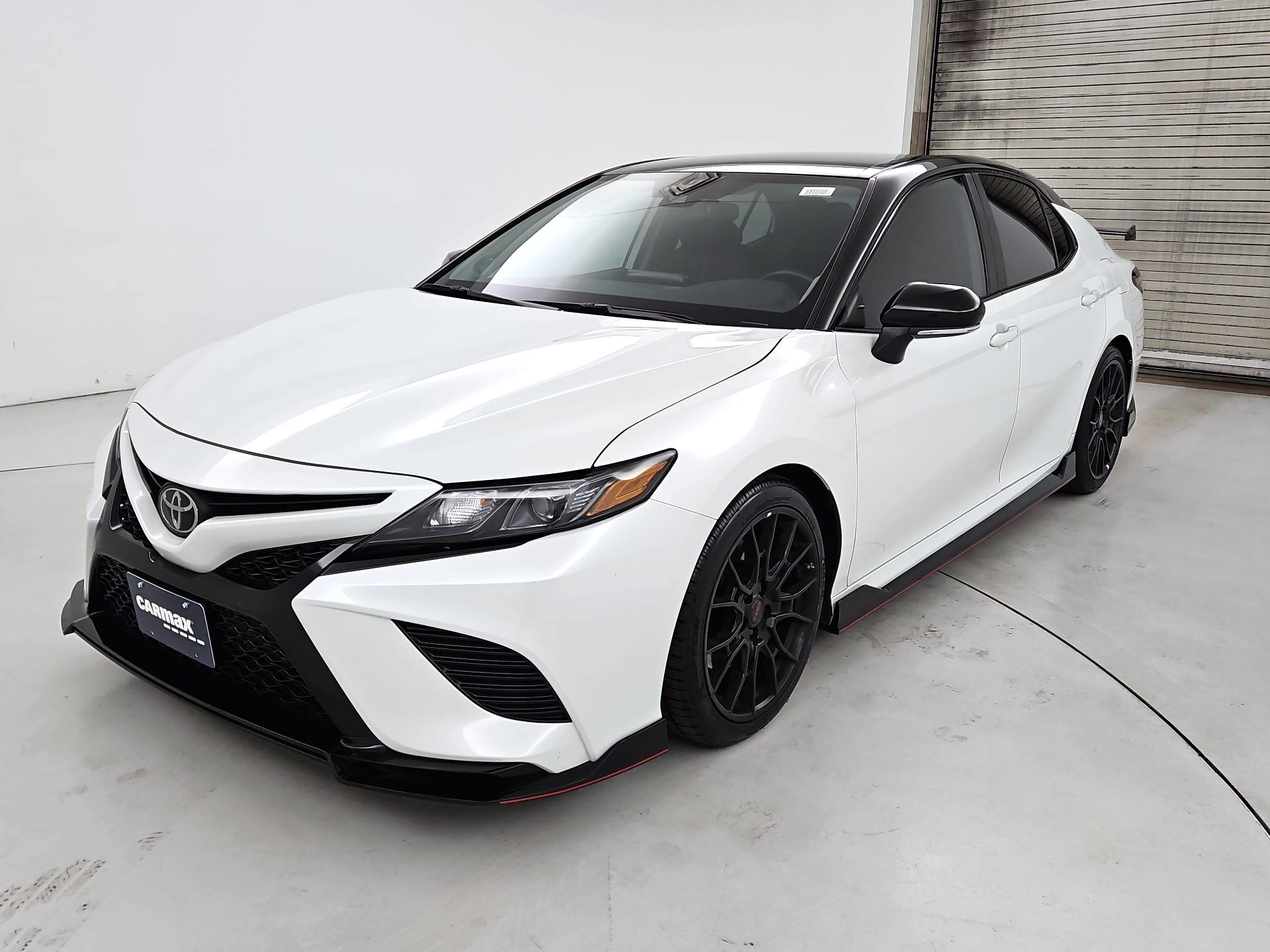 Thumbnail: 2023 Toyota Camry - 3