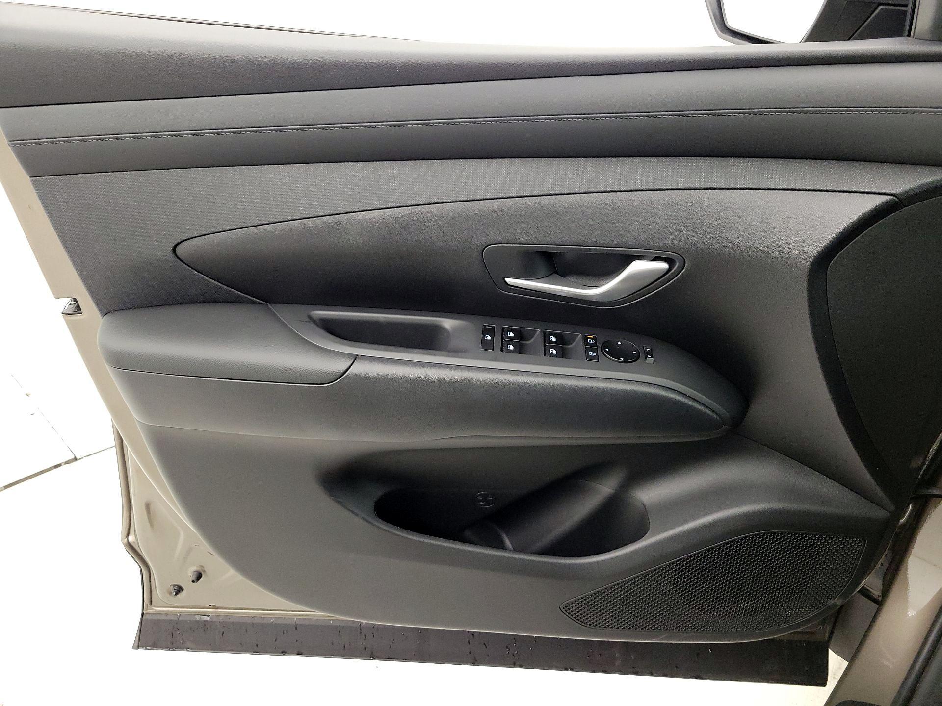 Thumbnail: 2025 Hyundai Tucson - 12