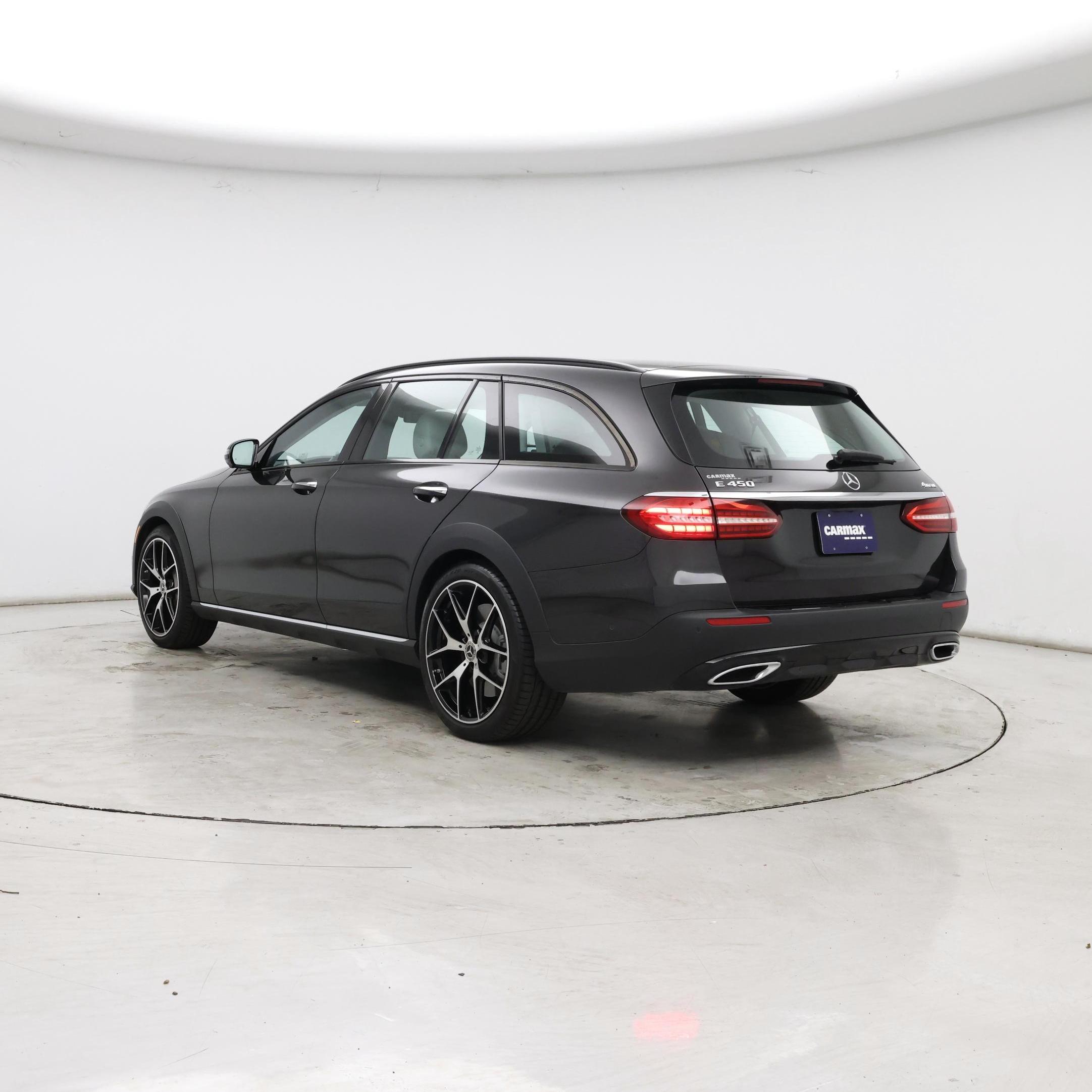 Thumbnail: 2023 Mercedes-Benz E-Class - 2