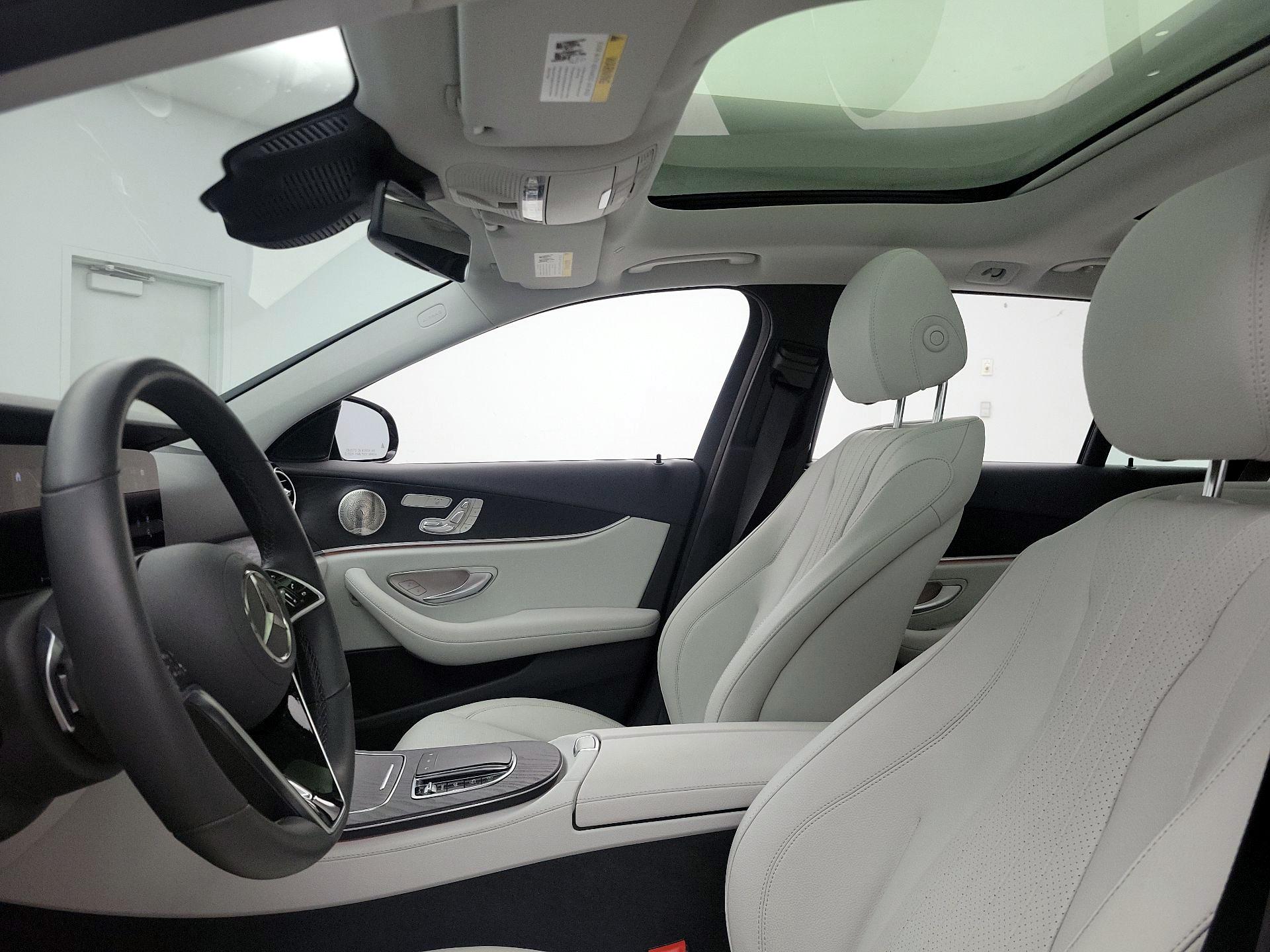 Thumbnail: 2023 Mercedes-Benz E-Class - 20
