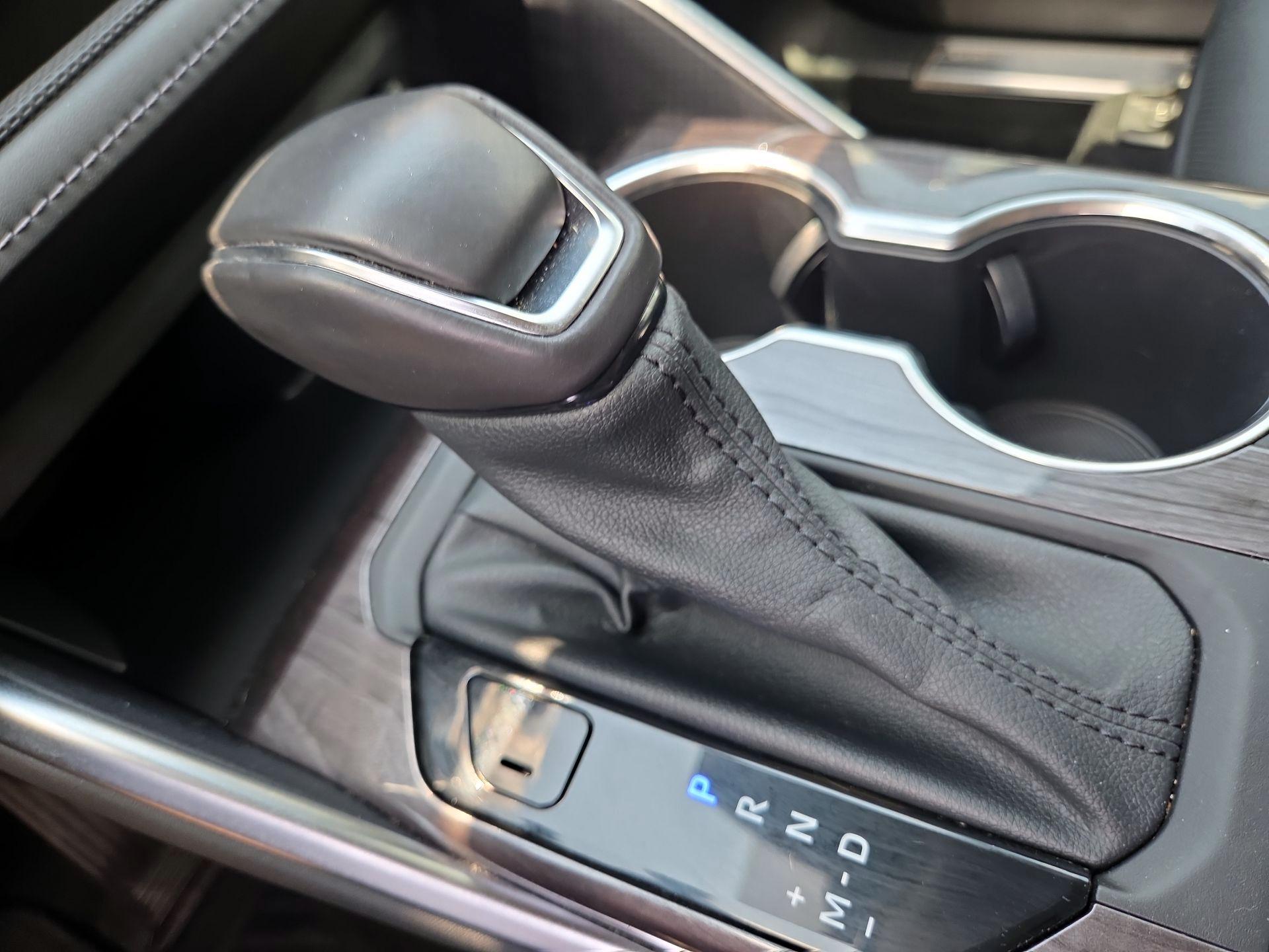 Thumbnail: 2021 Toyota Highlander - 18