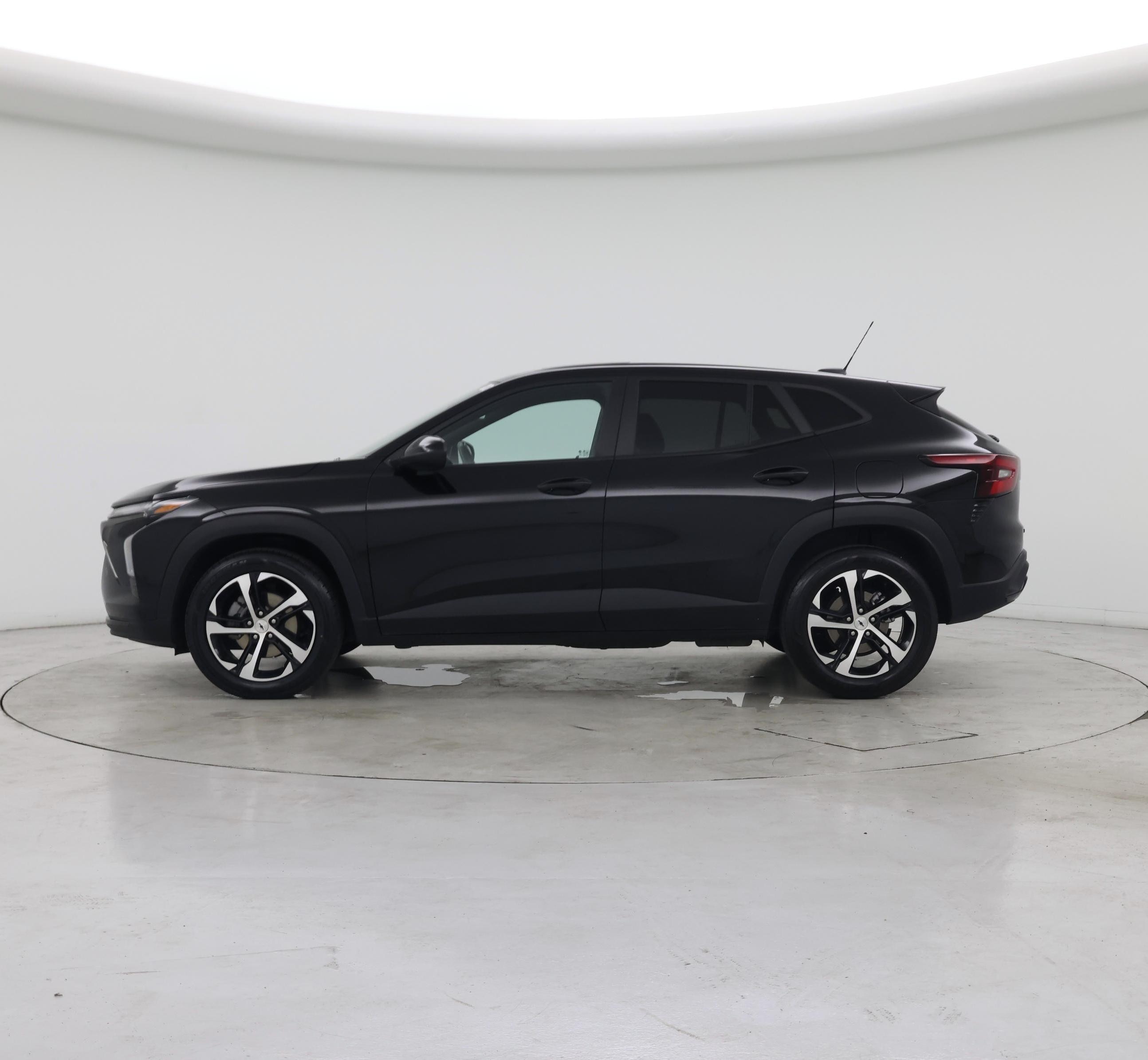 Thumbnail: 2024 Chevrolet Trax - 3