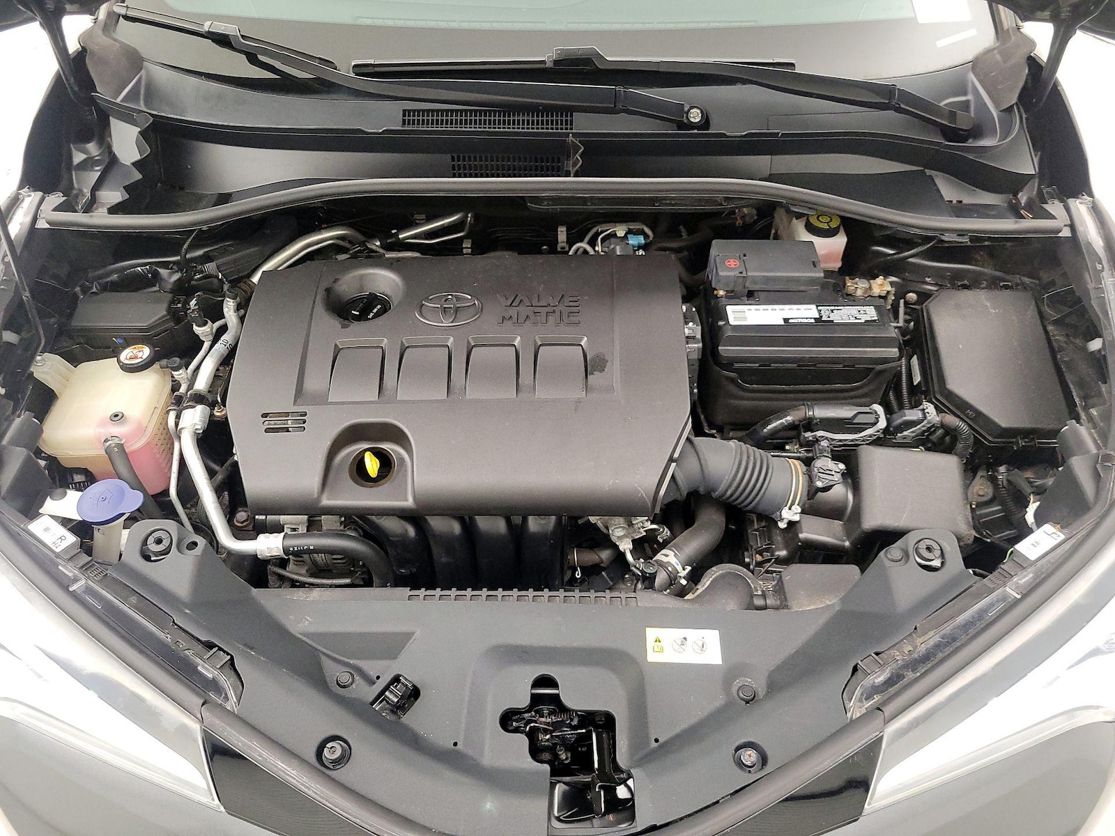 2019 Toyota C-HR LE - Photo 22