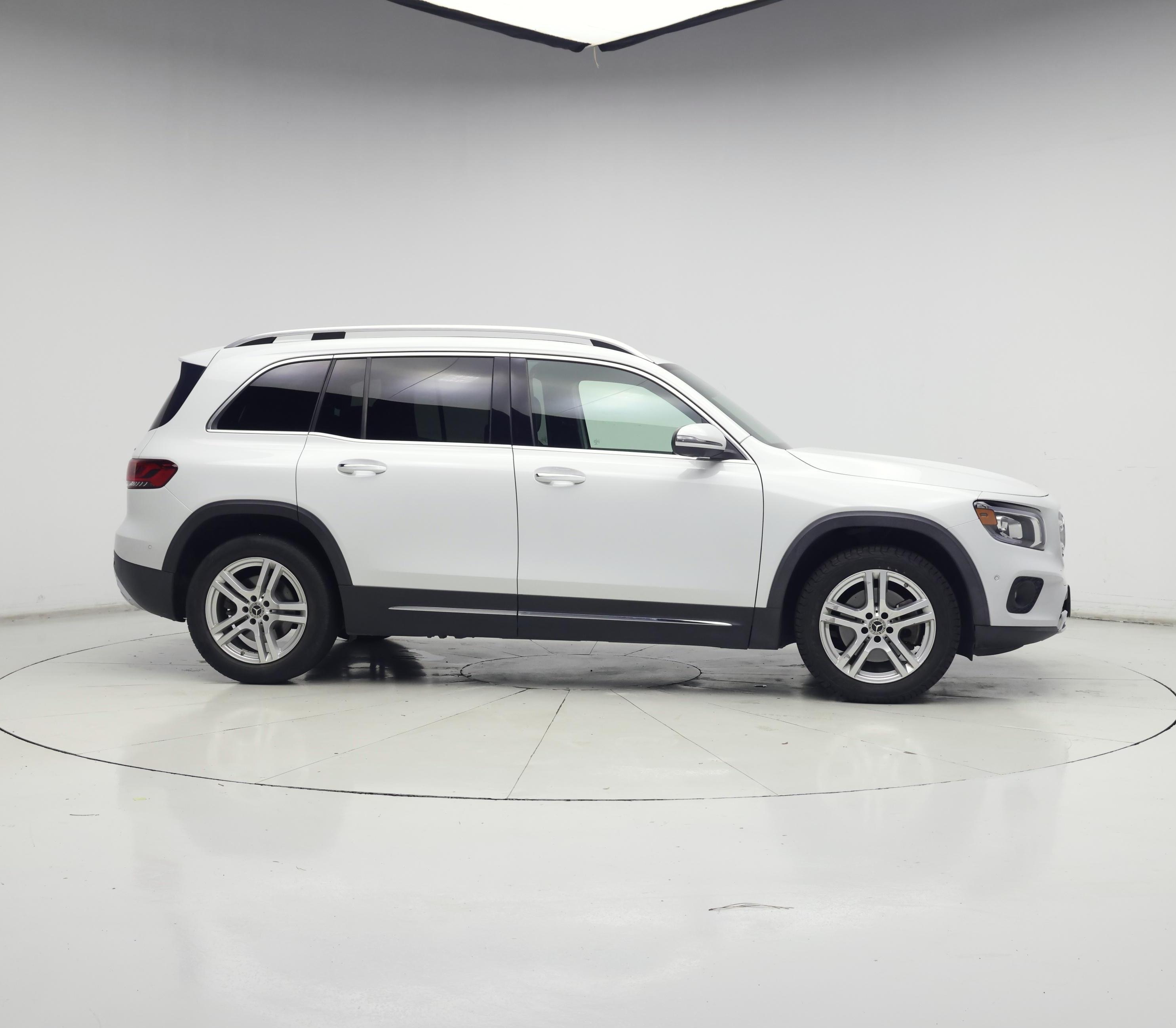 Thumbnail: 2021 Mercedes-Benz GLB - 7