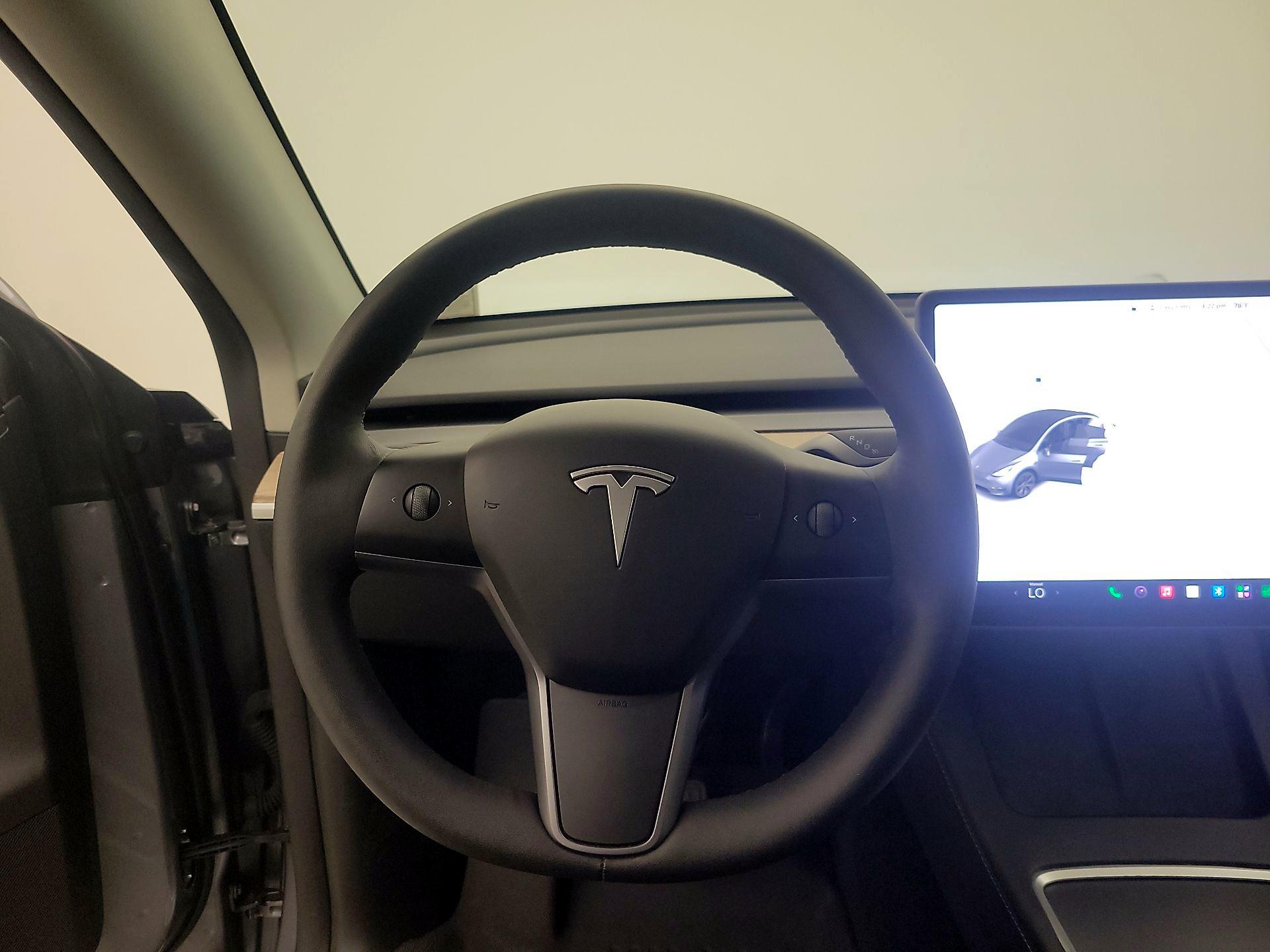 Thumbnail: 2025 Tesla Model Y - 10