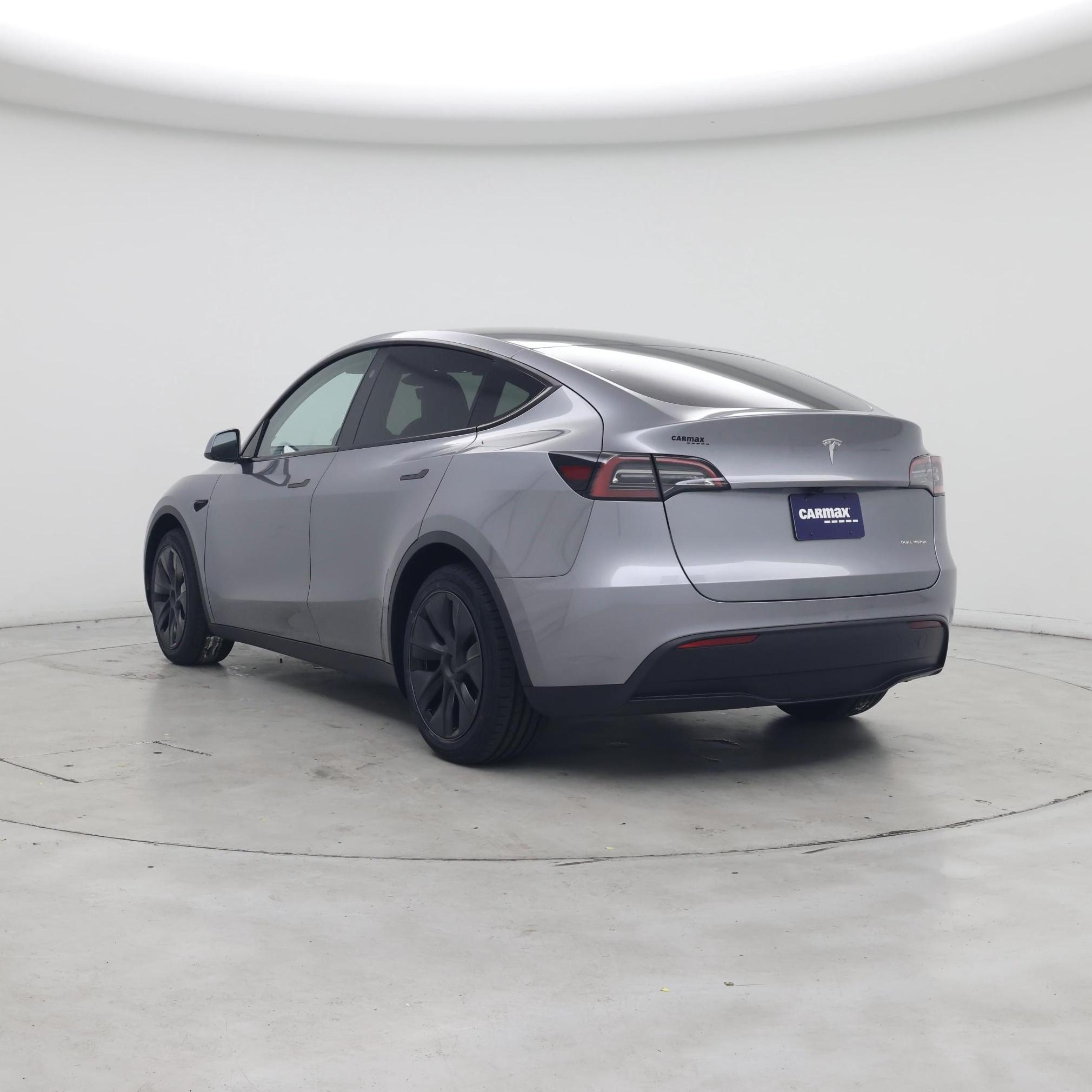 Thumbnail: 2025 Tesla Model Y - 2