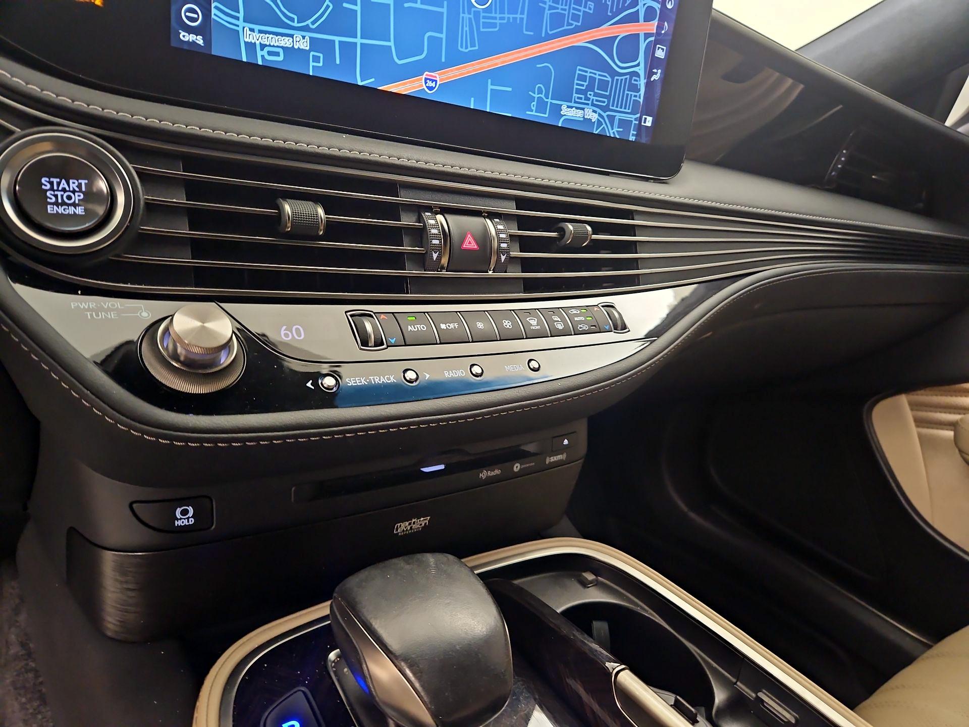 Thumbnail: 2021 Lexus LS - 17