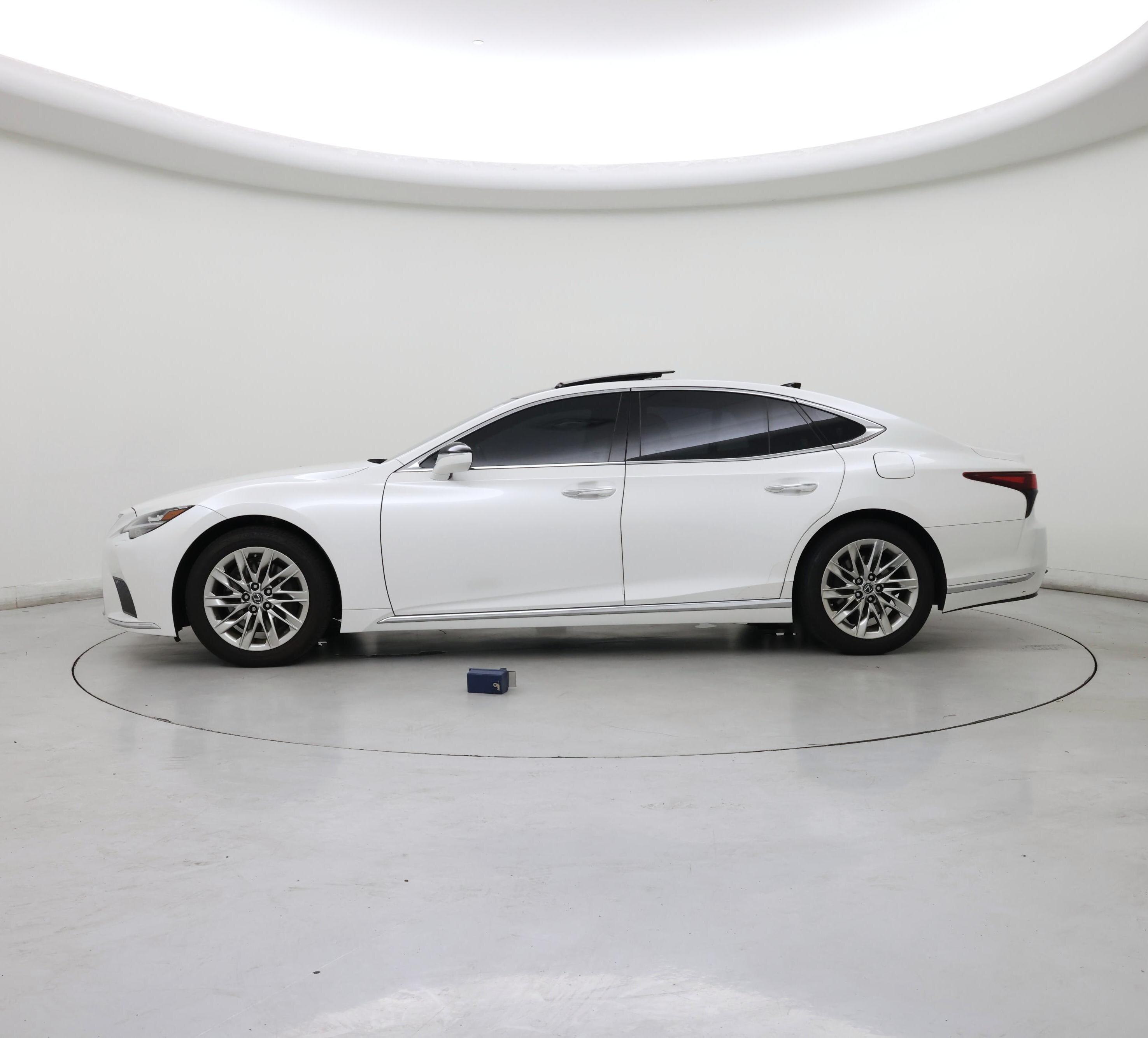 Thumbnail: 2021 Lexus LS - 3