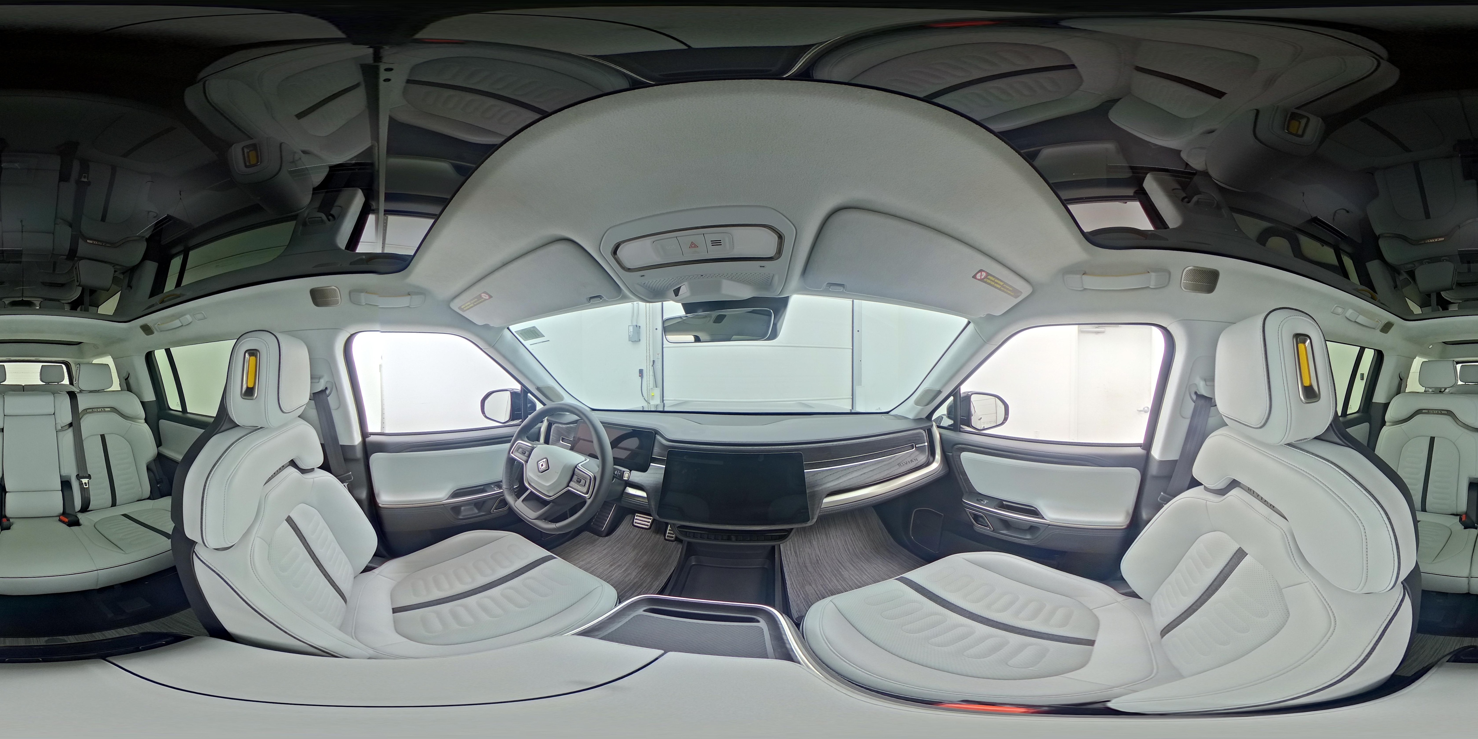 2023 Rivian R1S Adventure - Photo 28