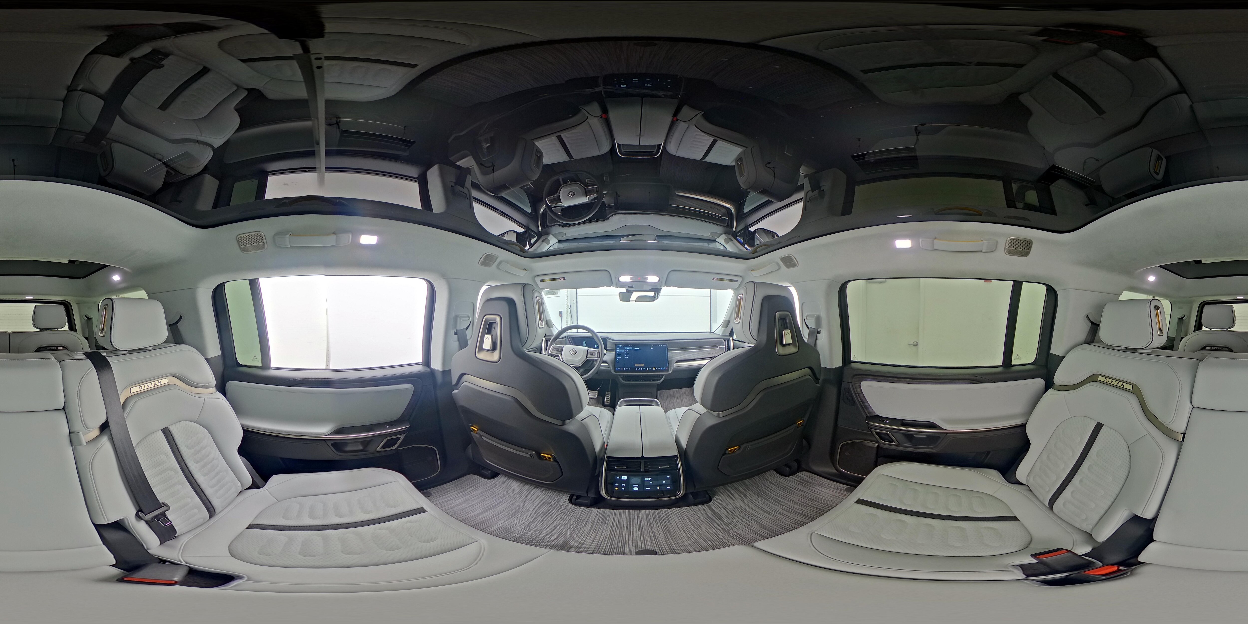 2023 Rivian R1S Adventure - Photo 29