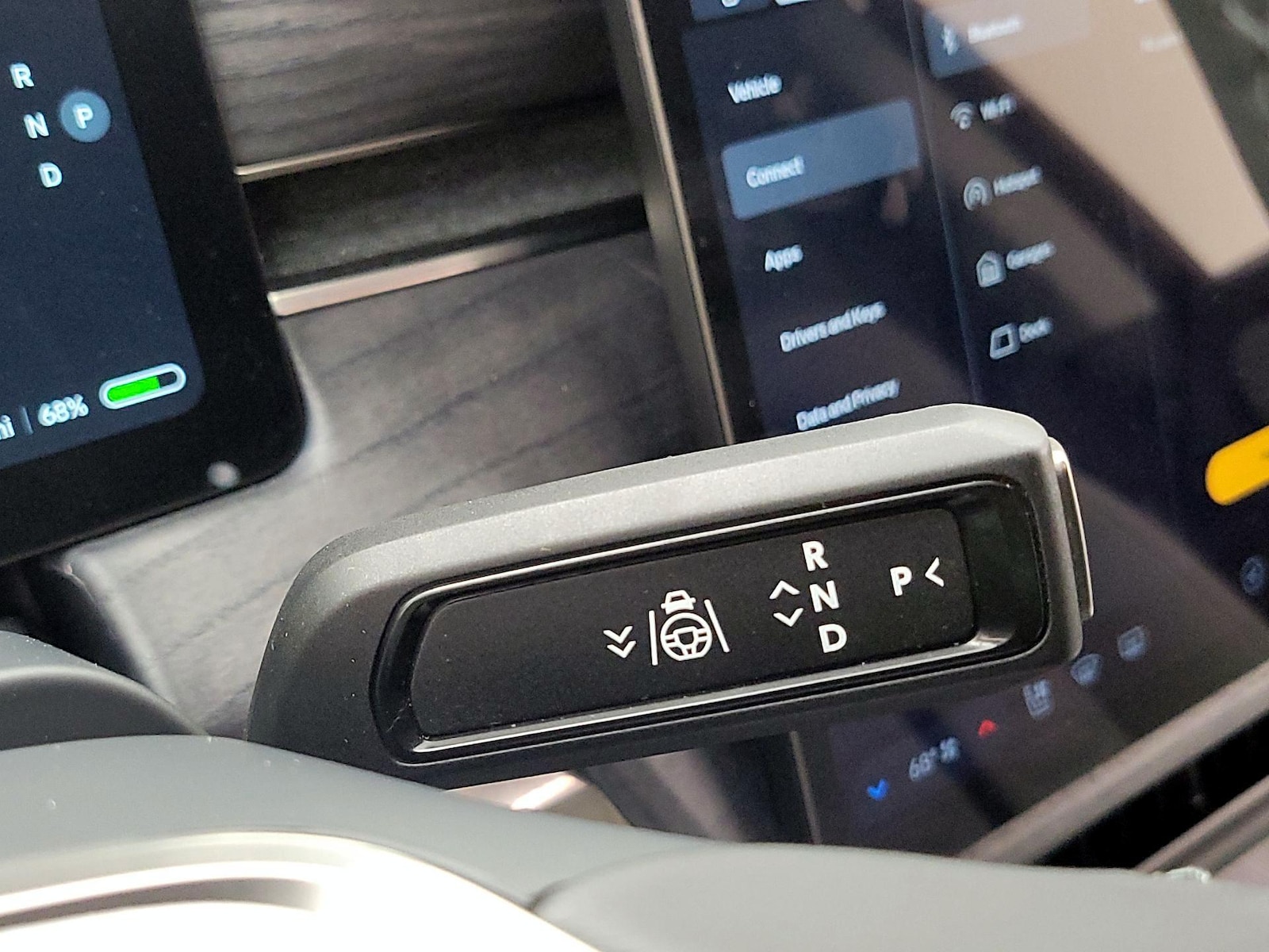 2023 Rivian R1S Adventure - Photo 19