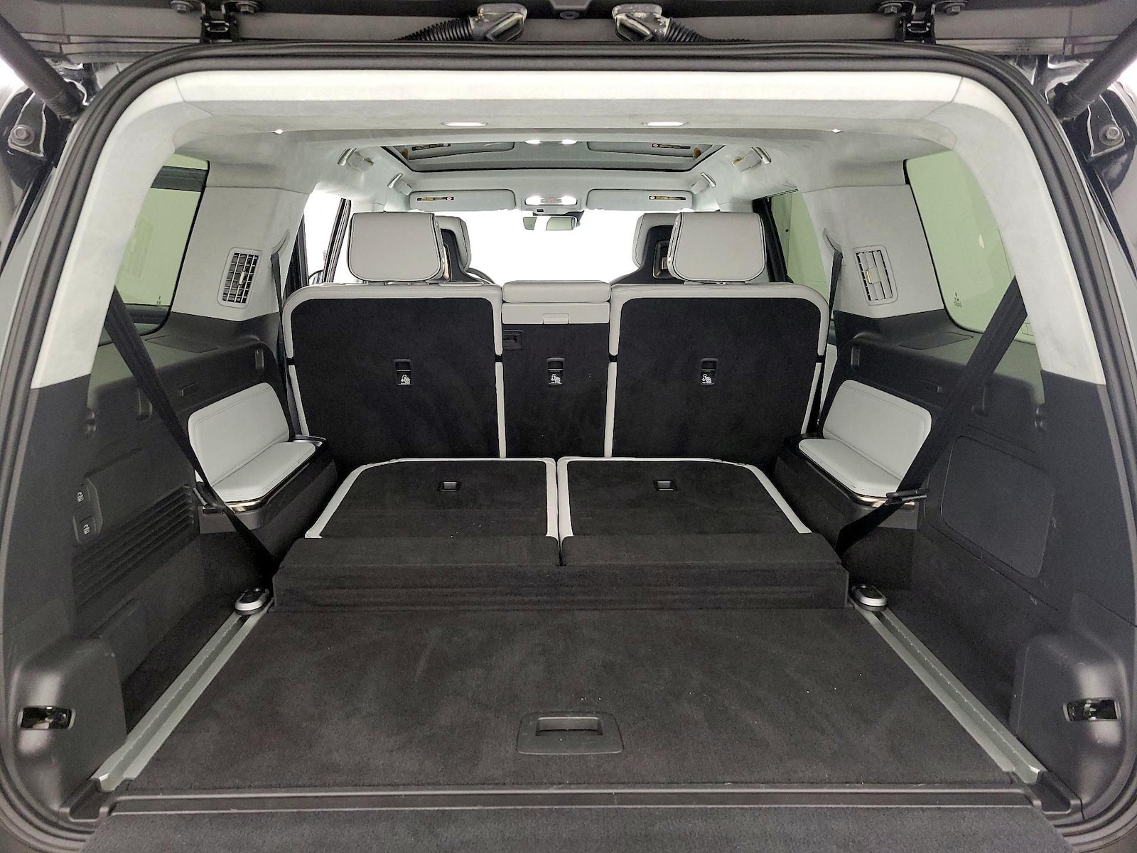 2023 Rivian R1S Adventure - Photo 25