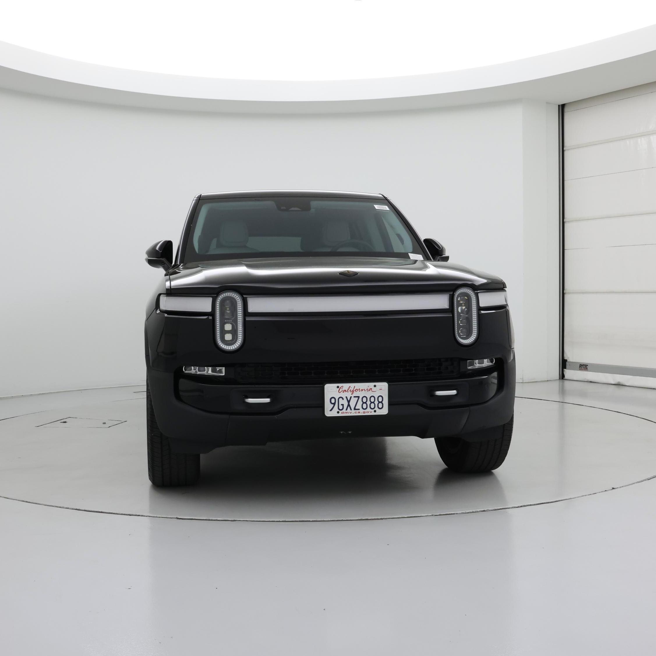 Thumbnail: 2023 Rivian R1S - 5