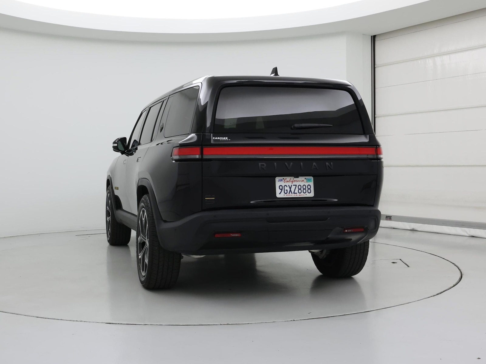 2023 Rivian R1S Adventure - Photo 7