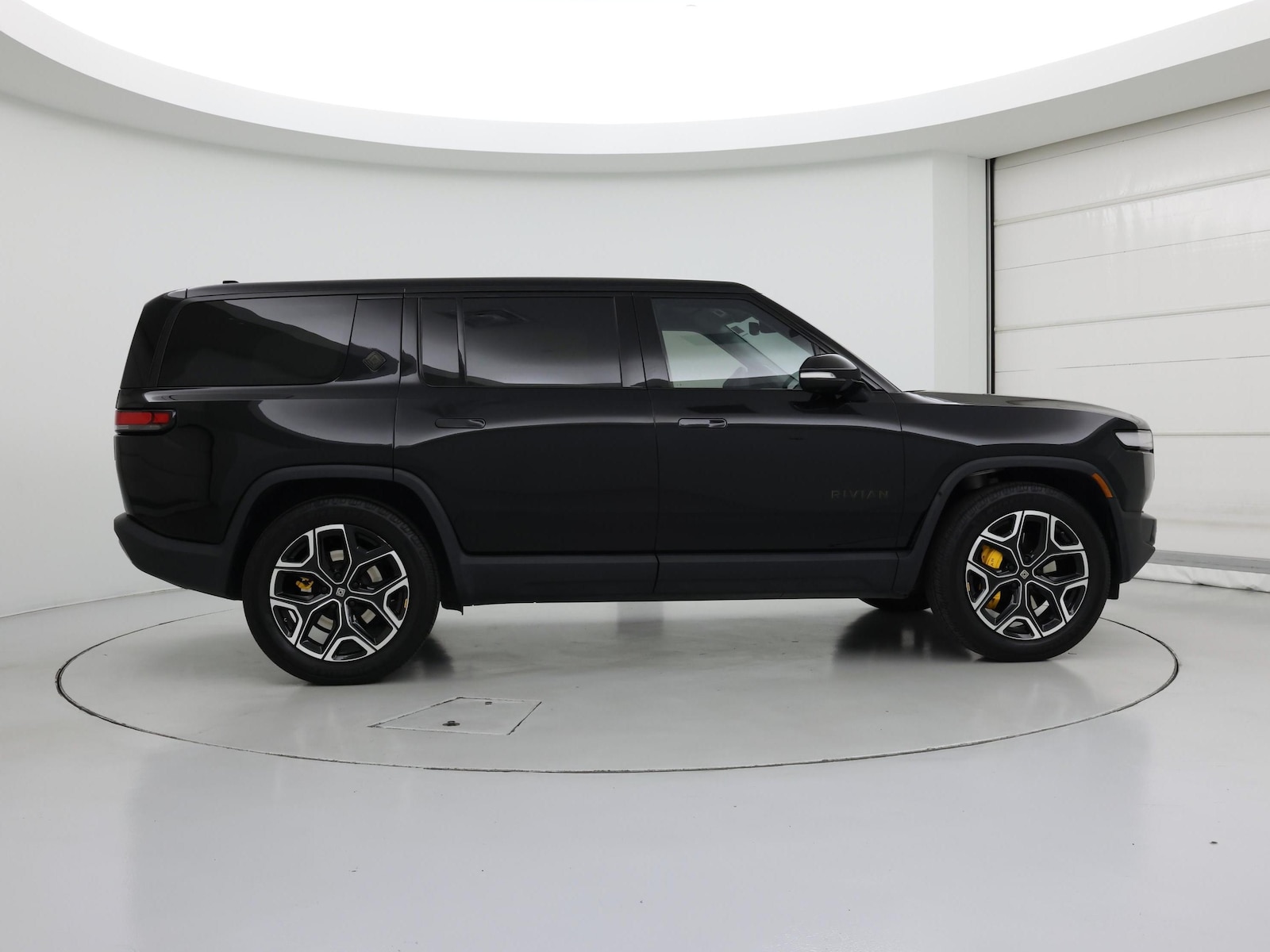 2023 Rivian R1S Adventure - Photo 8